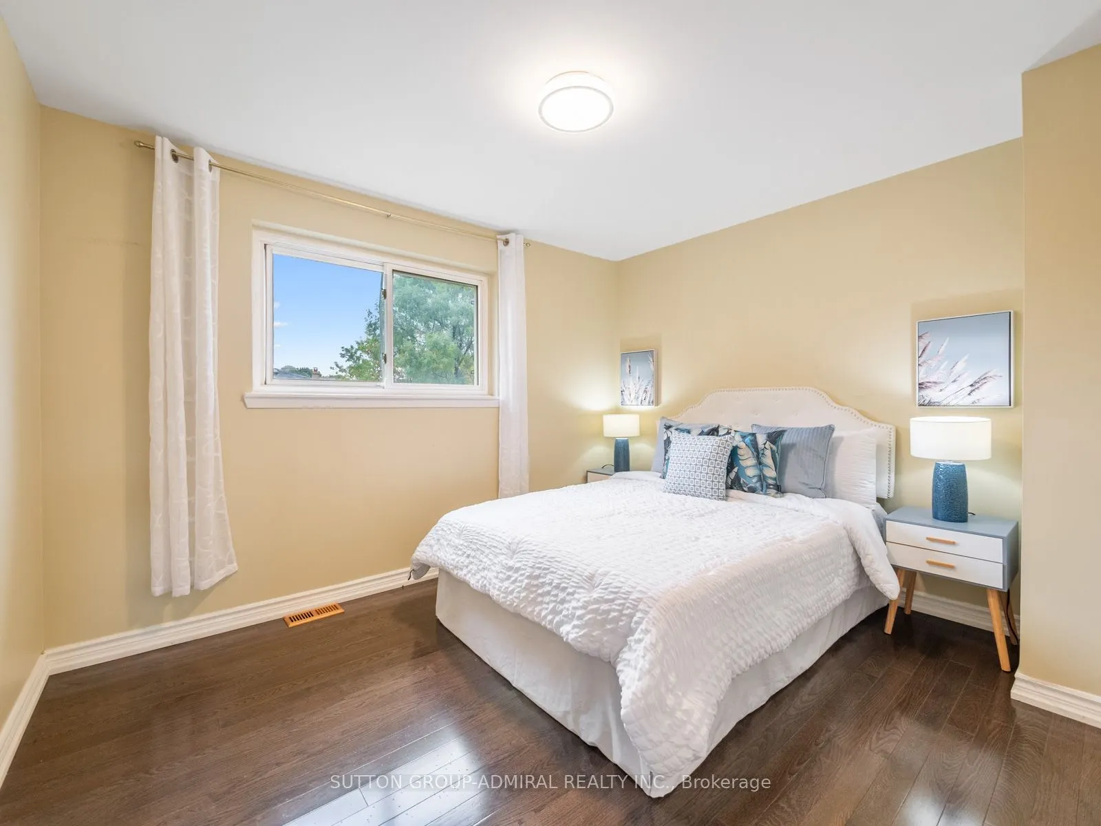 135 Elise Terrace