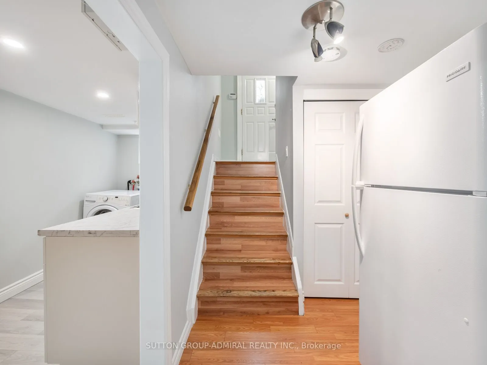 135 Elise Terrace