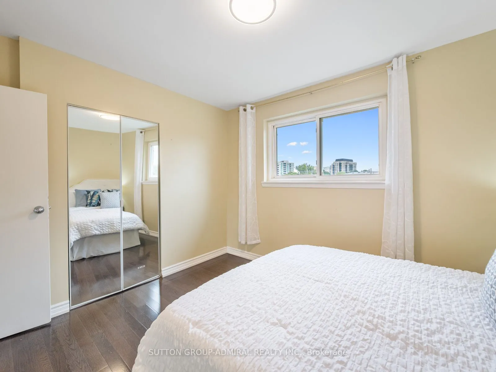 135 Elise Terrace