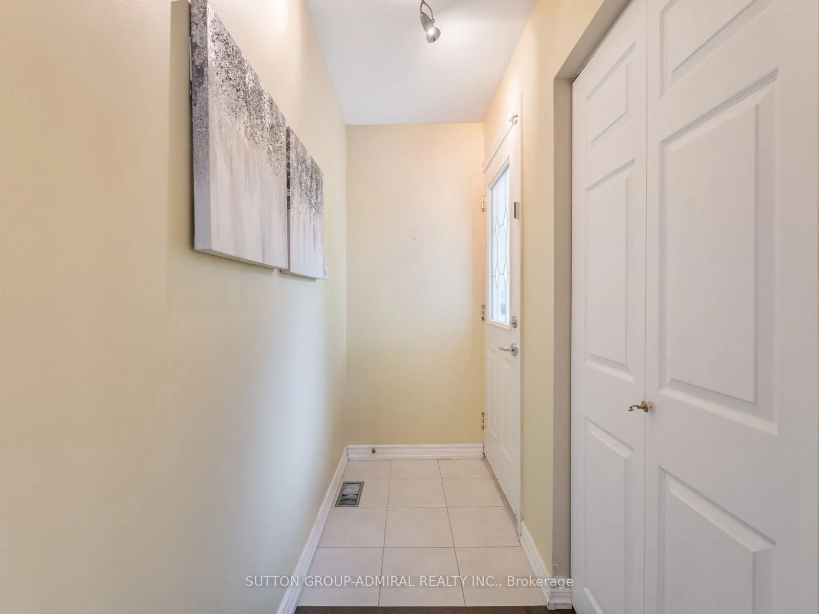 135 Elise Terrace