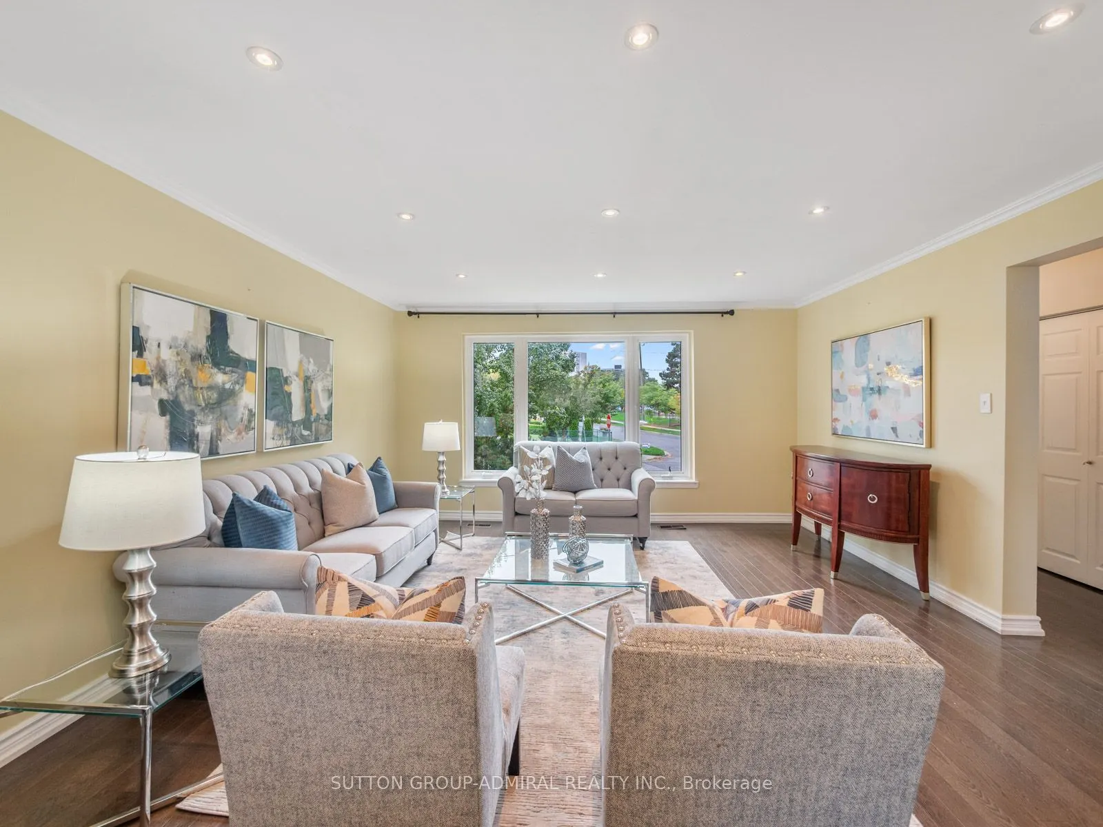 135 Elise Terrace