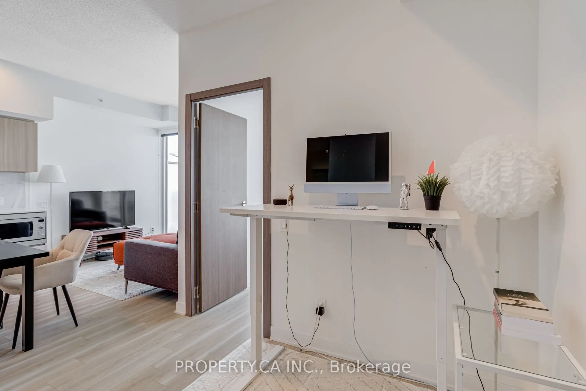 19 Bathurst Street, #4110