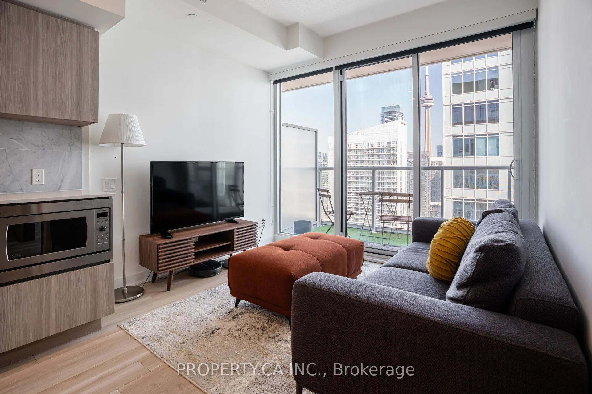 19 Bathurst Street, #4110