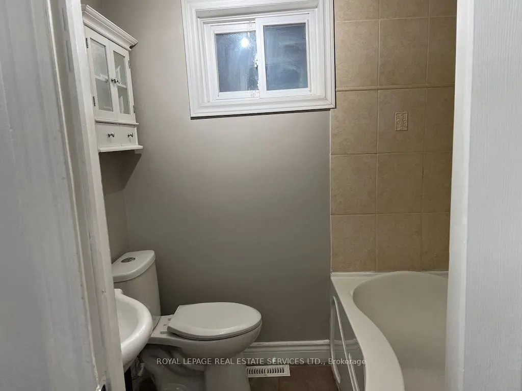 263 Grace Street, #Main Floor