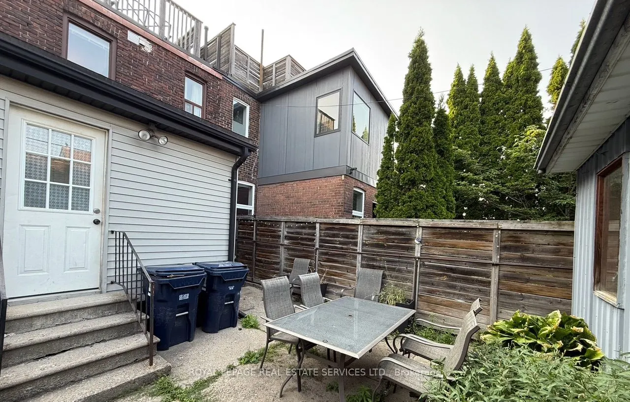 263 Grace Street, #Main Floor