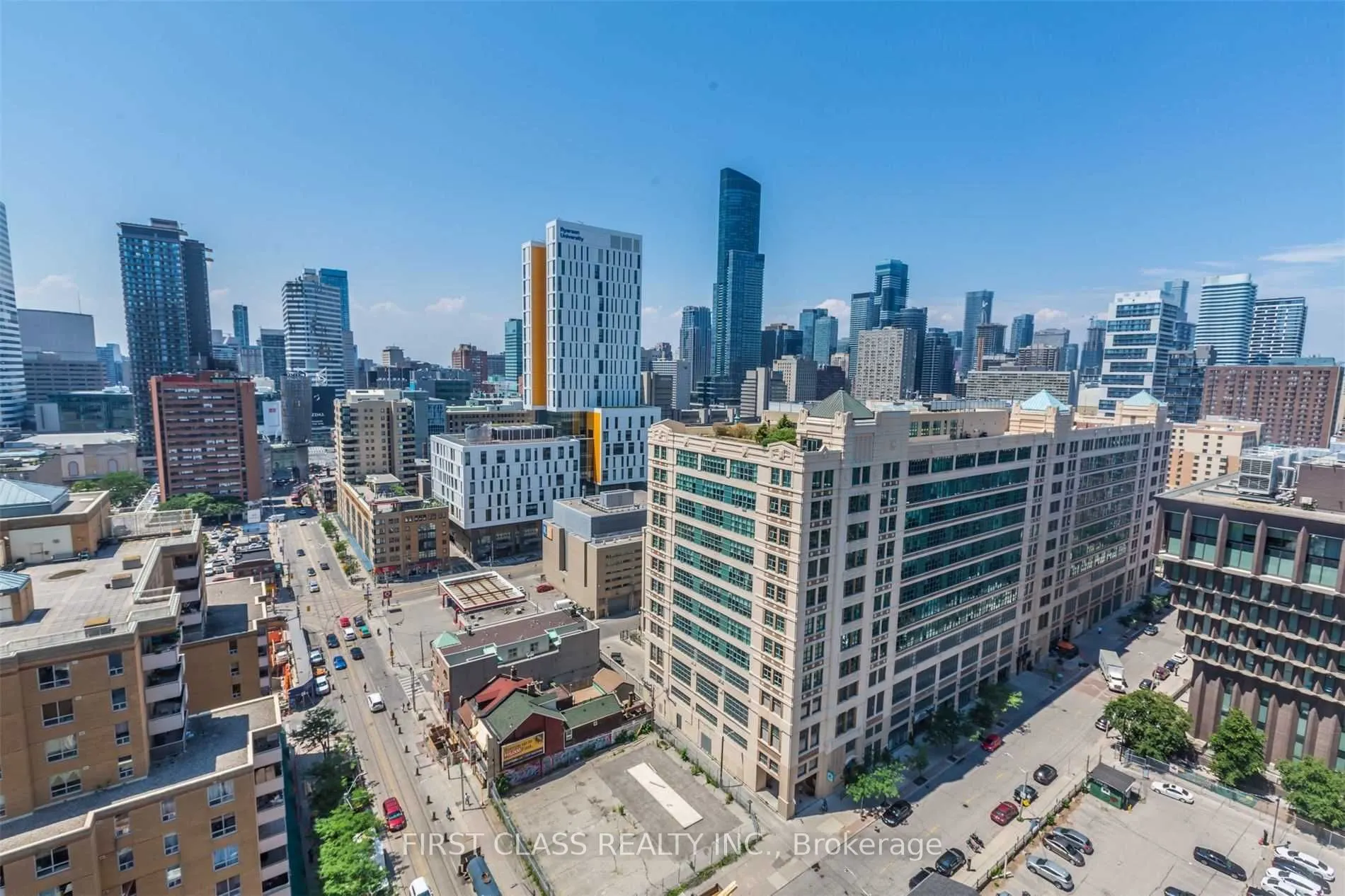 159 Dundas Street E