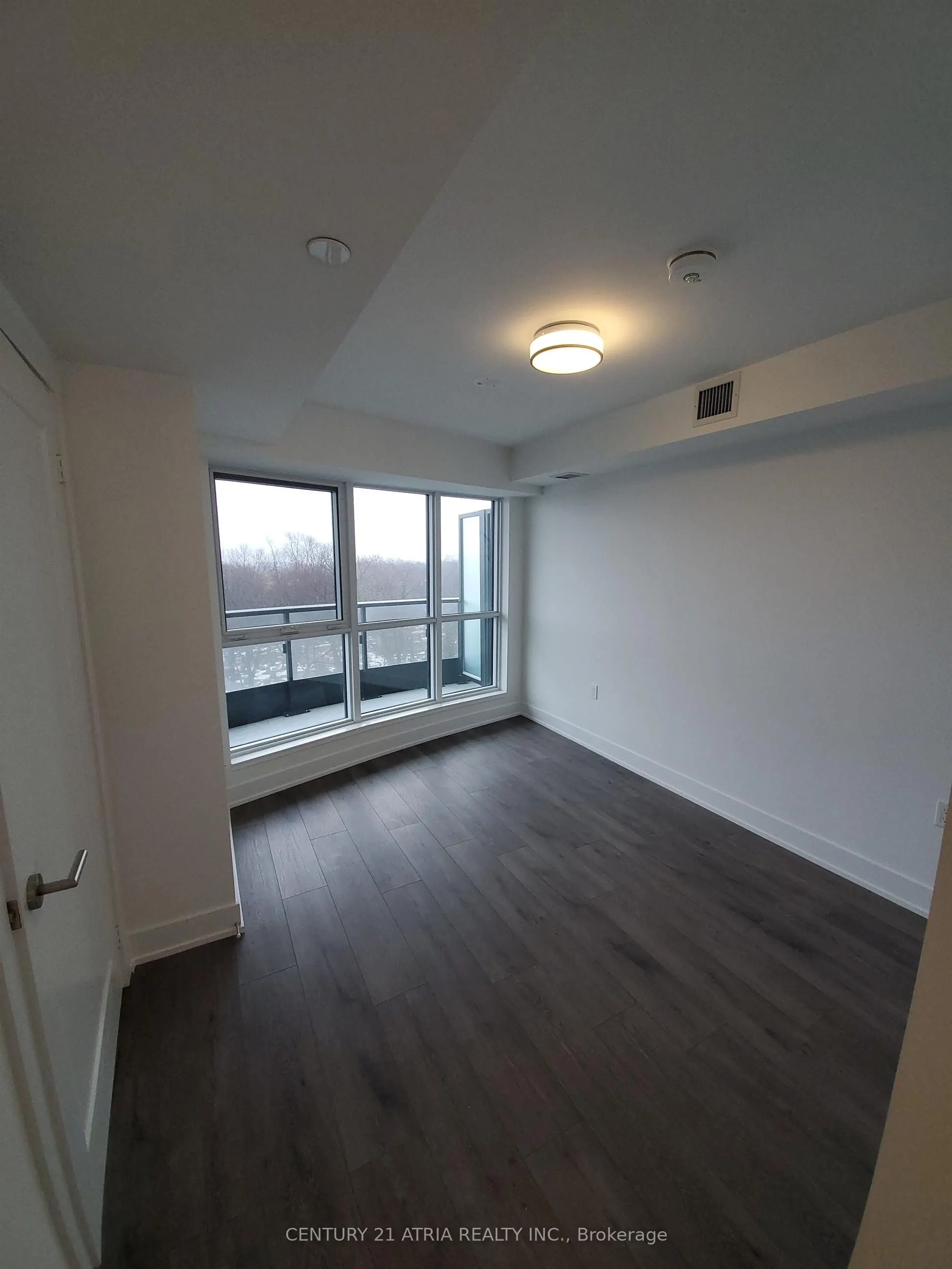 585 Bloor Street E, #617