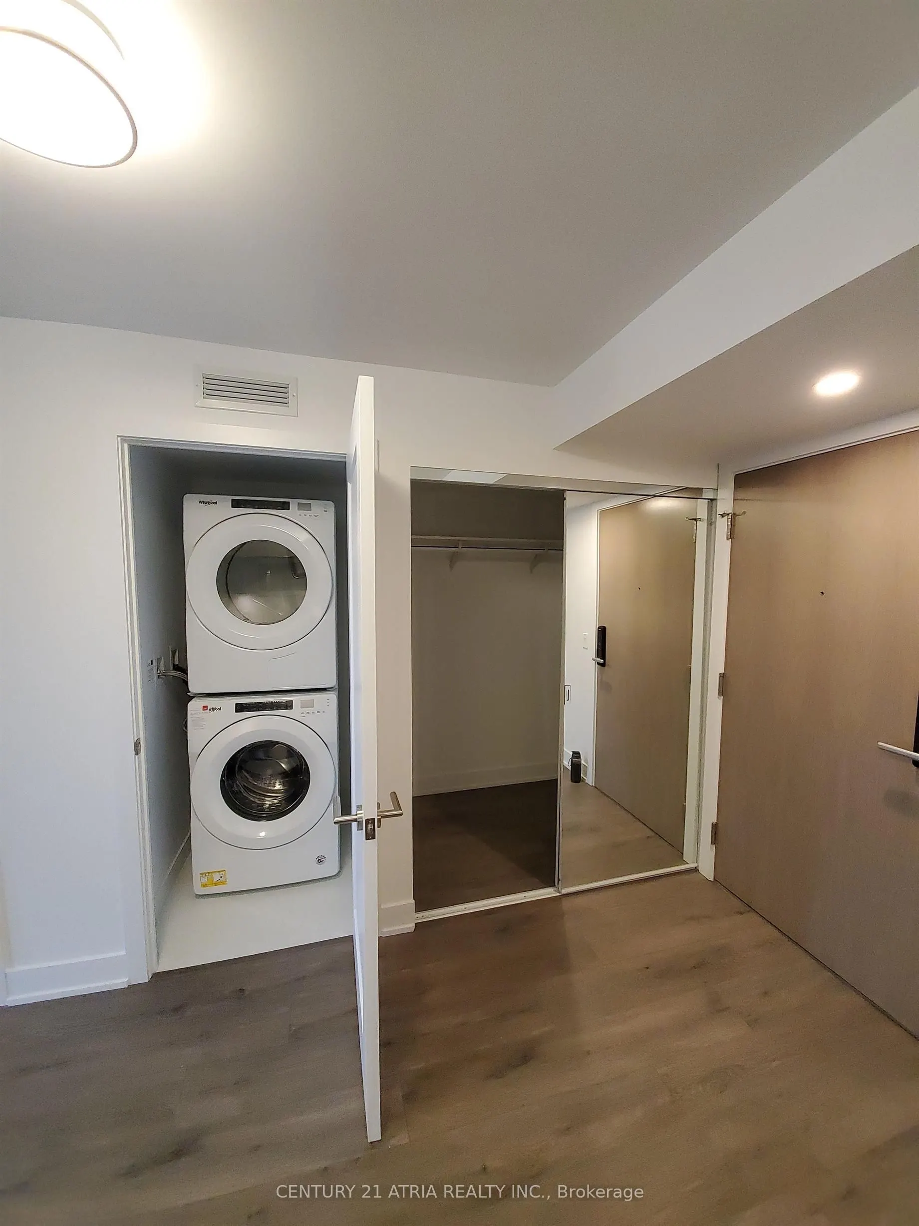 585 Bloor Street E, #617