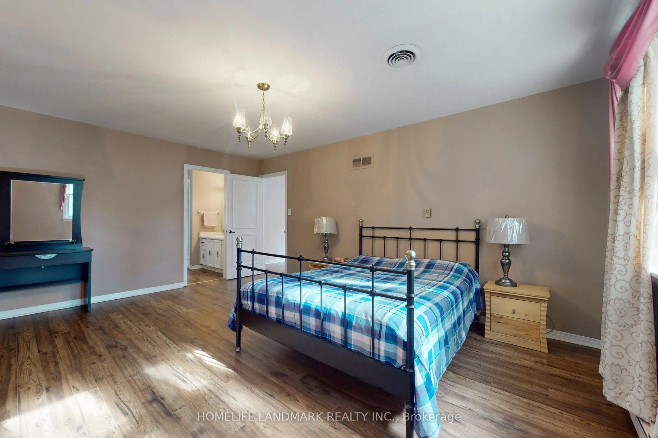 147 Mossgrove Trail