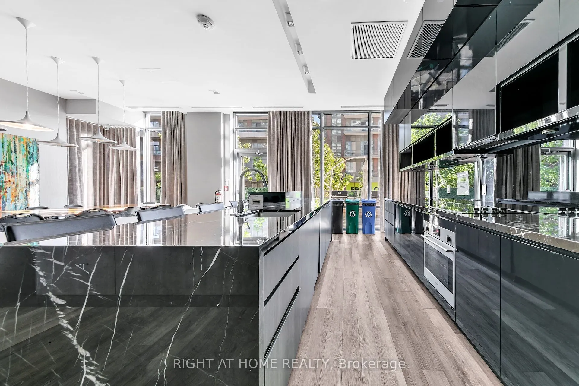 52 Forest Manor Road, #625