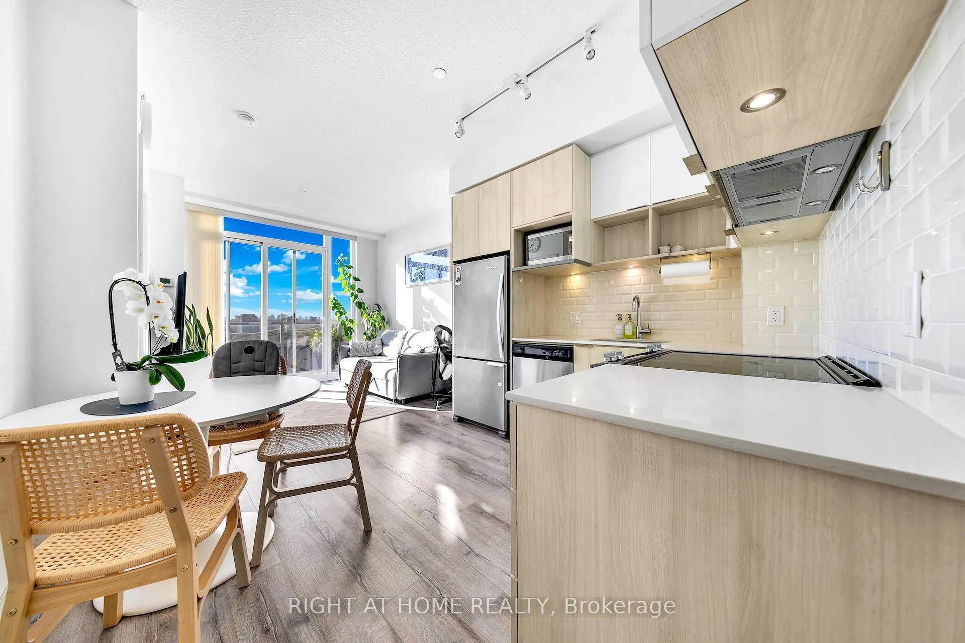 52 Forest Manor Road, #625