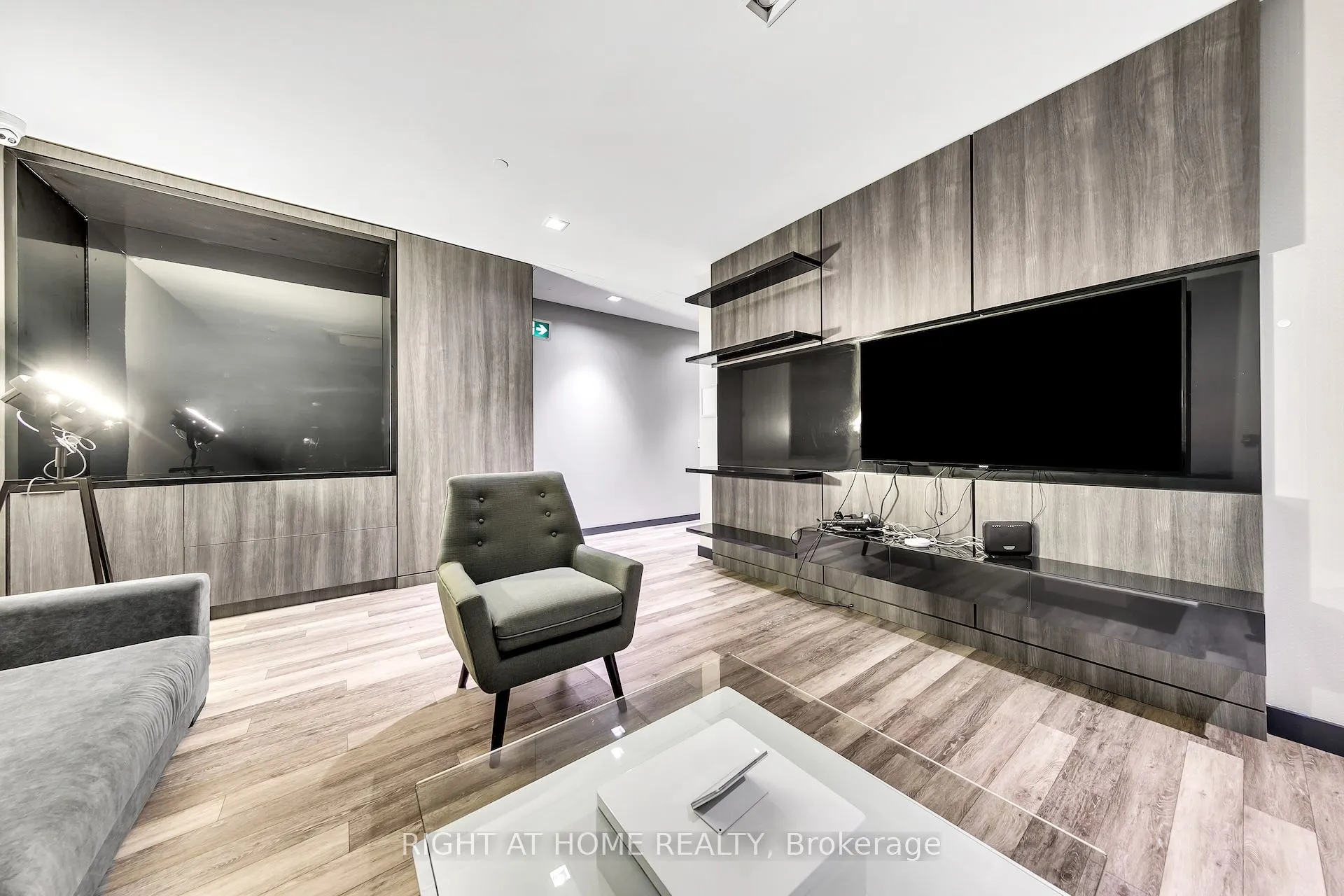 52 Forest Manor Road, #625