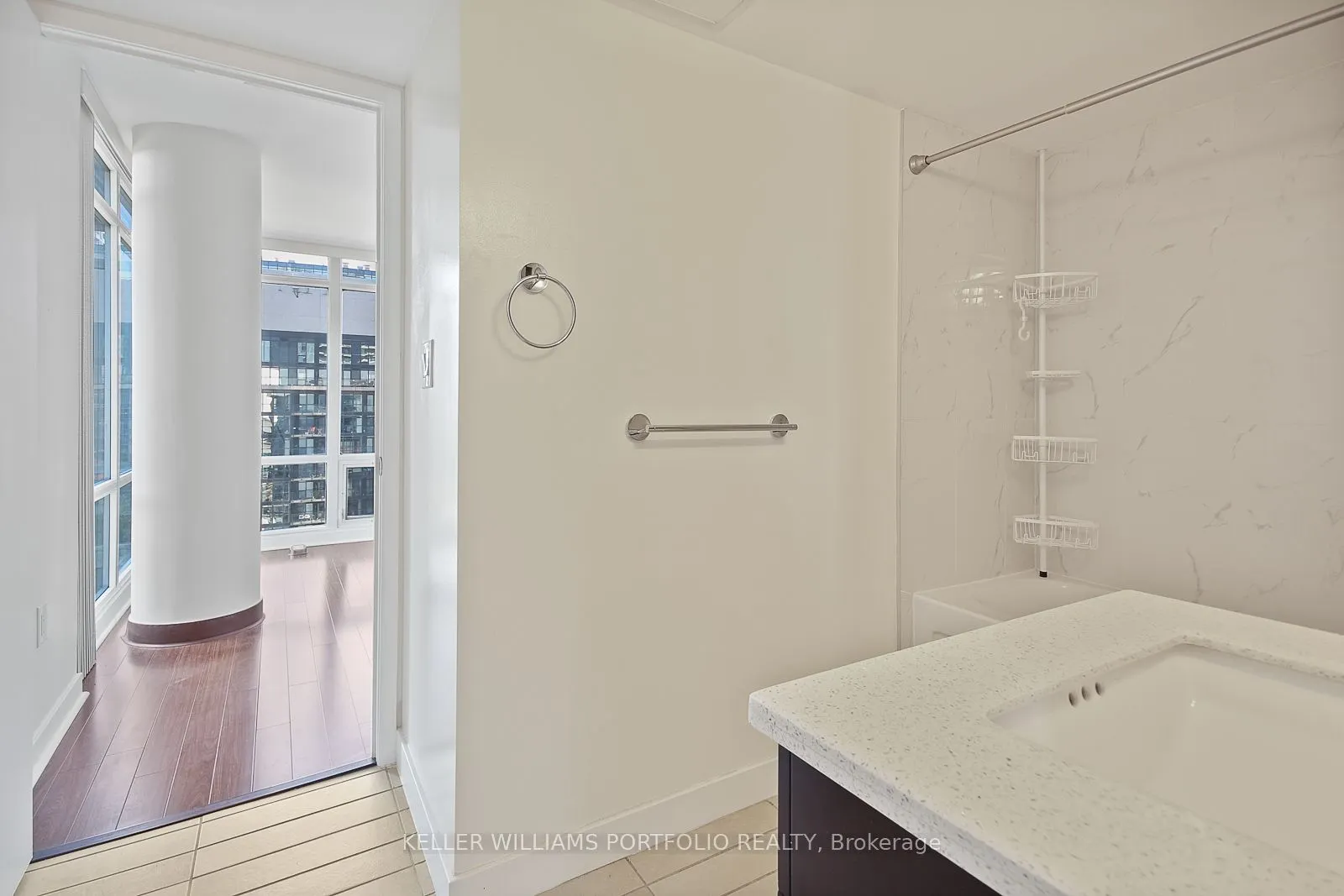 4K Spadina Avenue, #1918