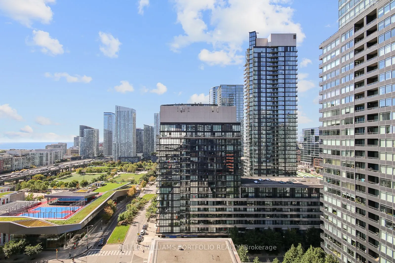 4K Spadina Avenue, #1918