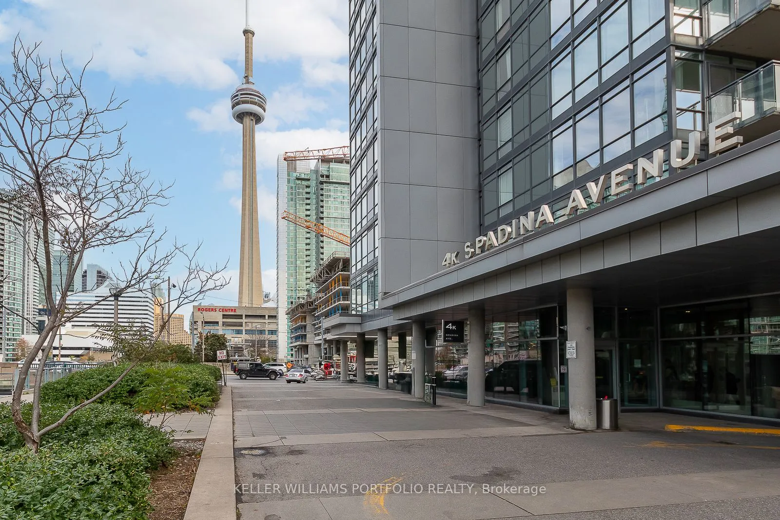 4K Spadina Avenue, #1918