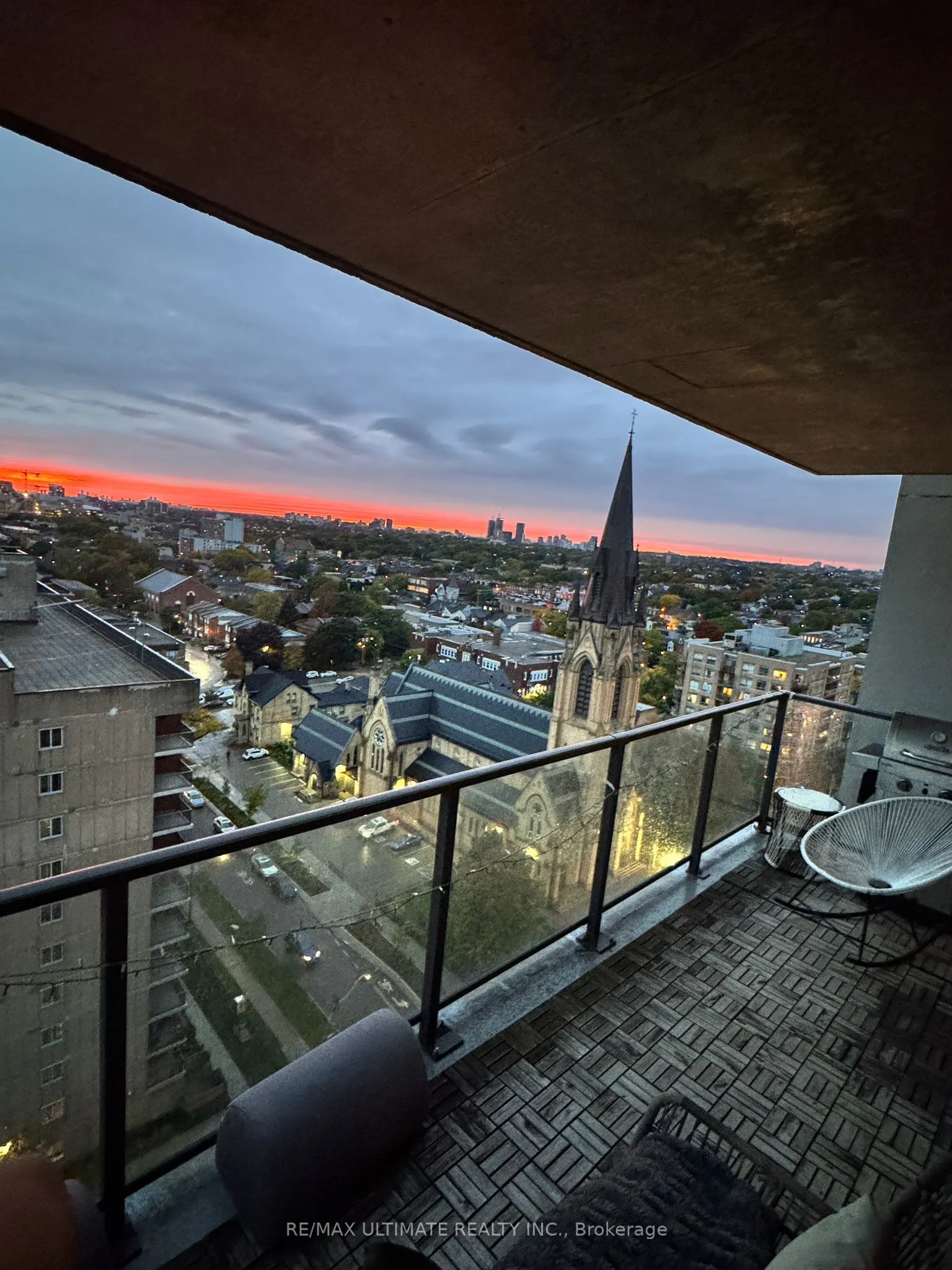 111 Bathurst Street, #1302