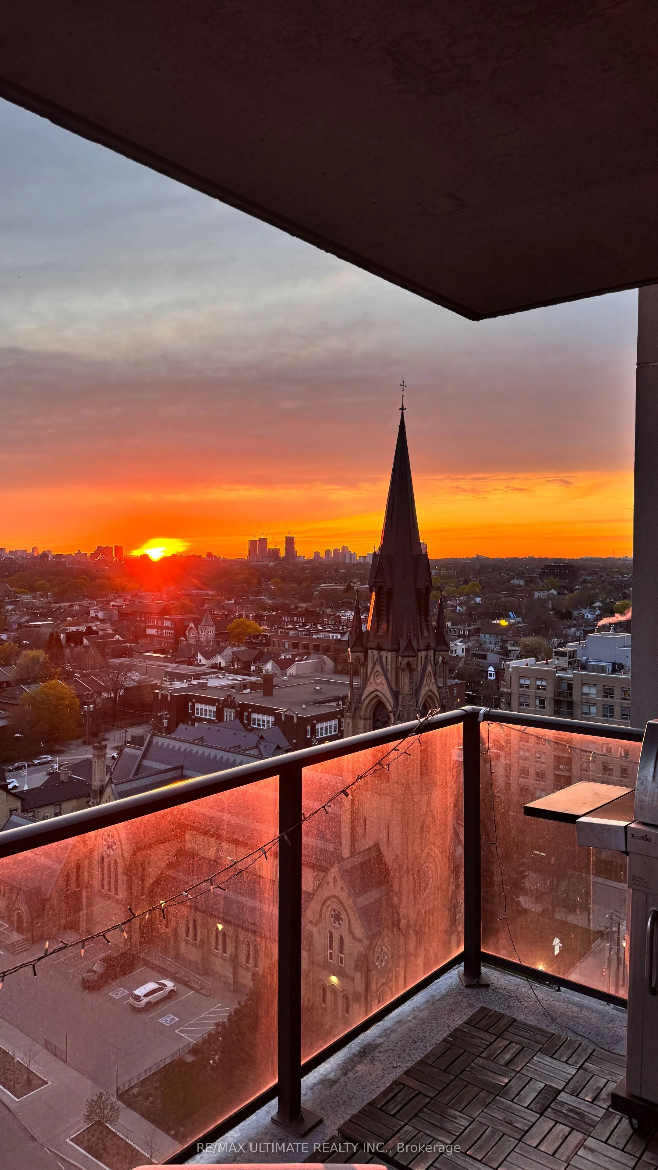 111 Bathurst Street, #1302