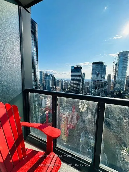 110 Charles Street E, #4303
