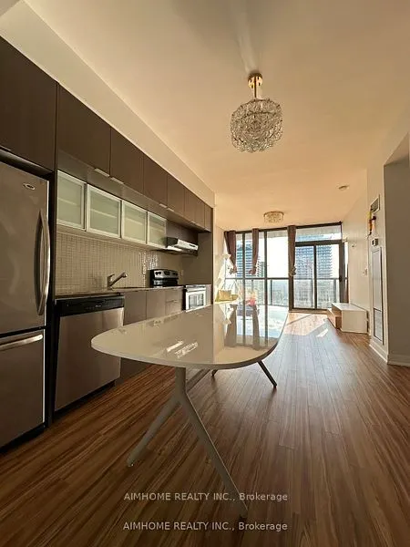 110 Charles Street E, #4303