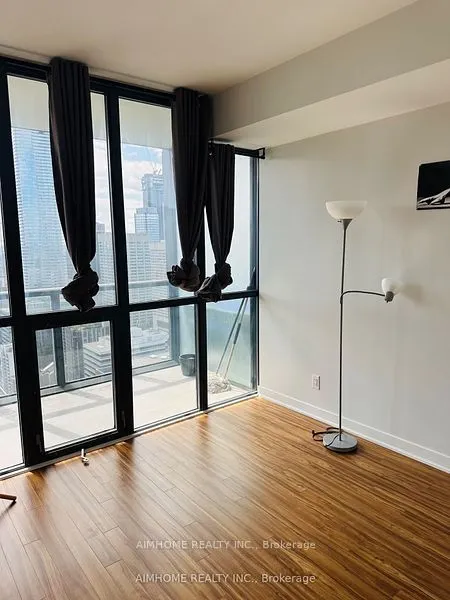 110 Charles Street E, #4303