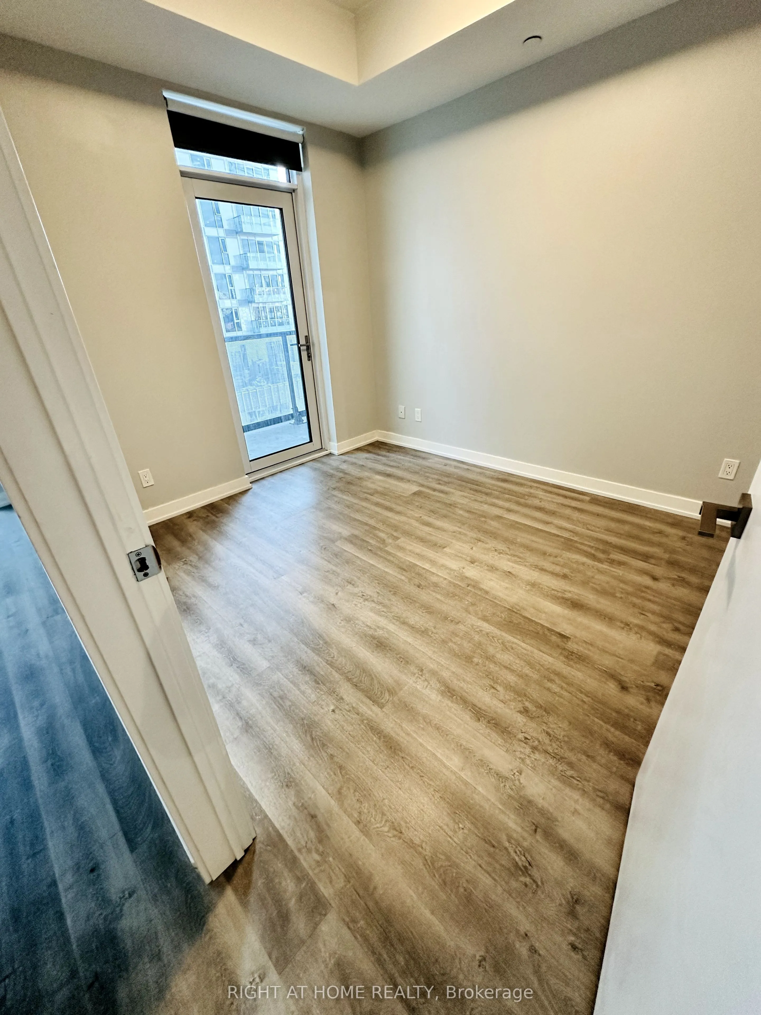 50 Ordnance Street, #804