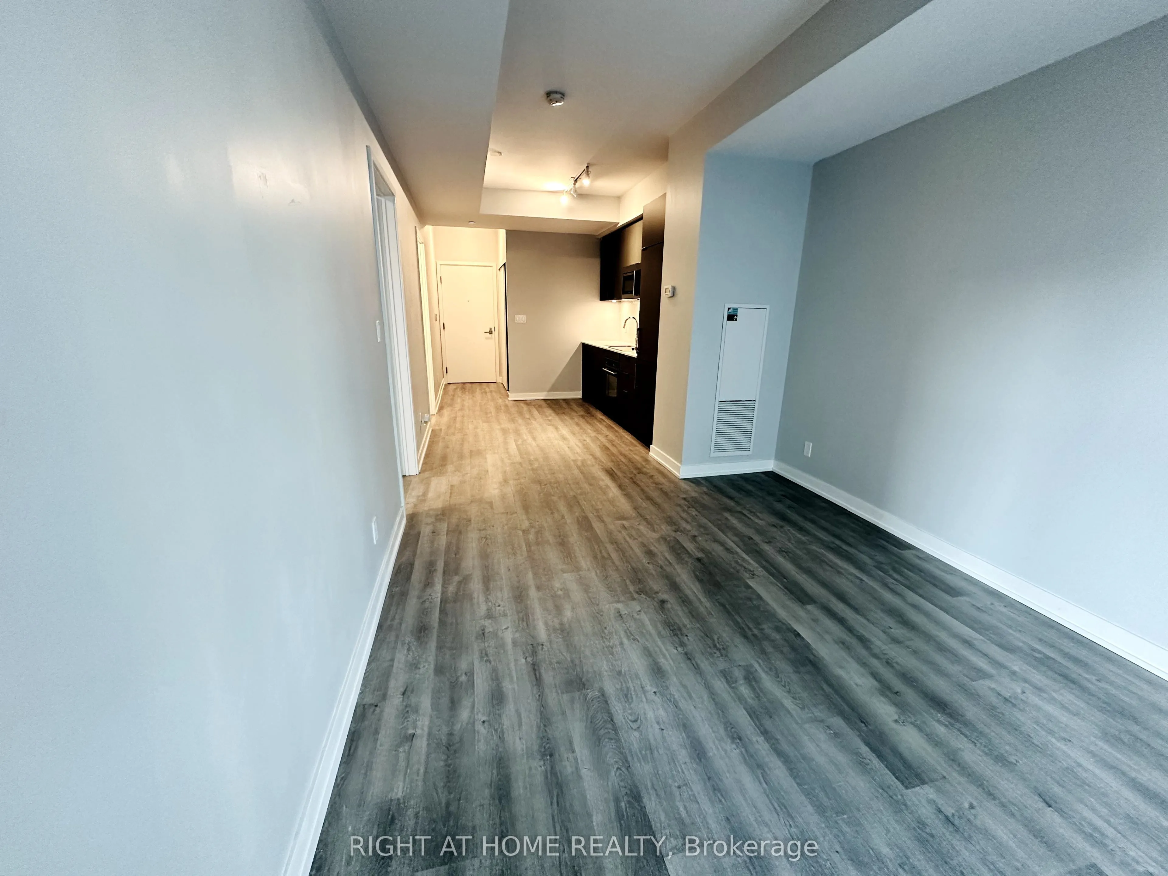 50 Ordnance Street, #804