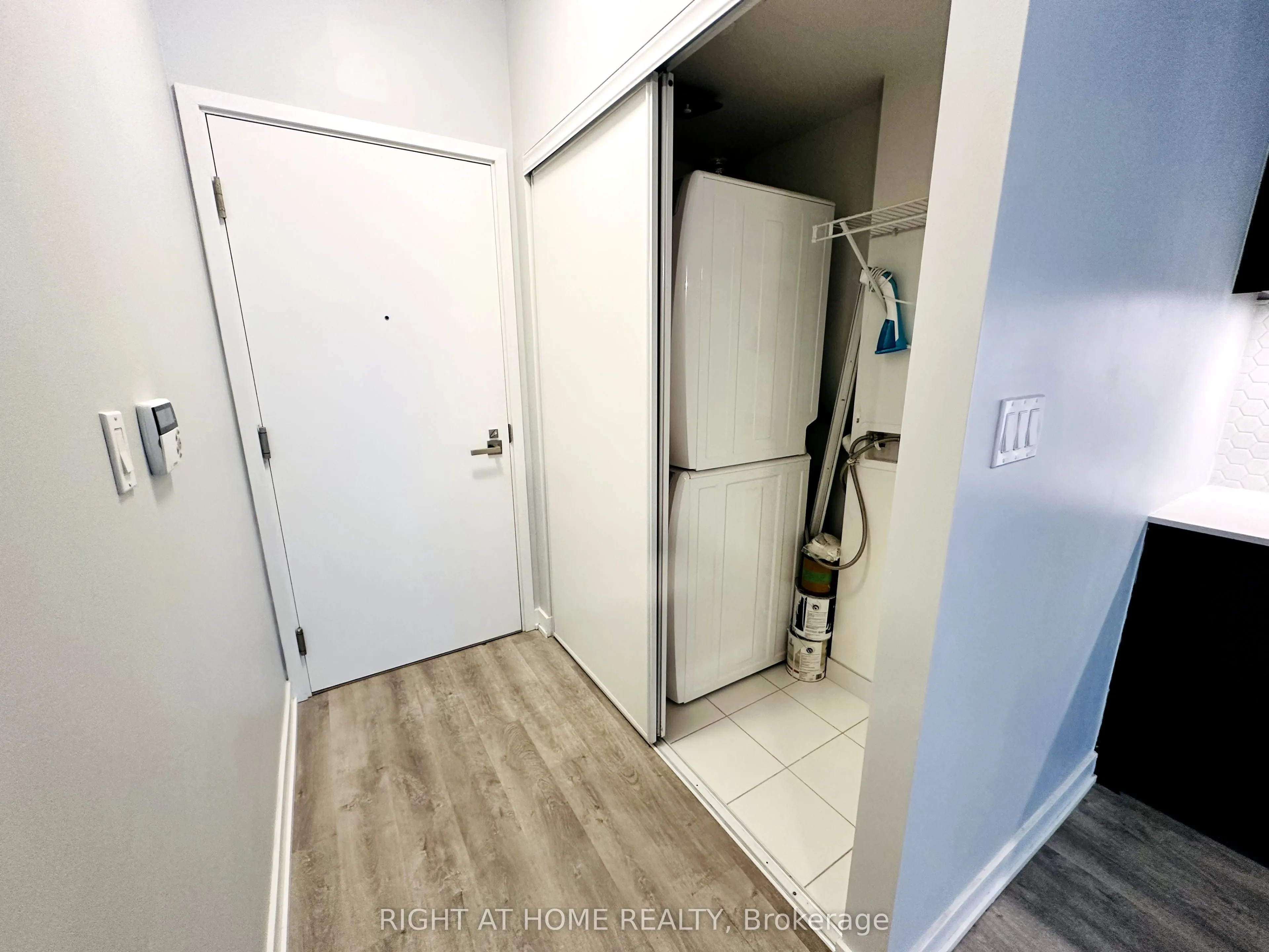 50 Ordnance Street, #804