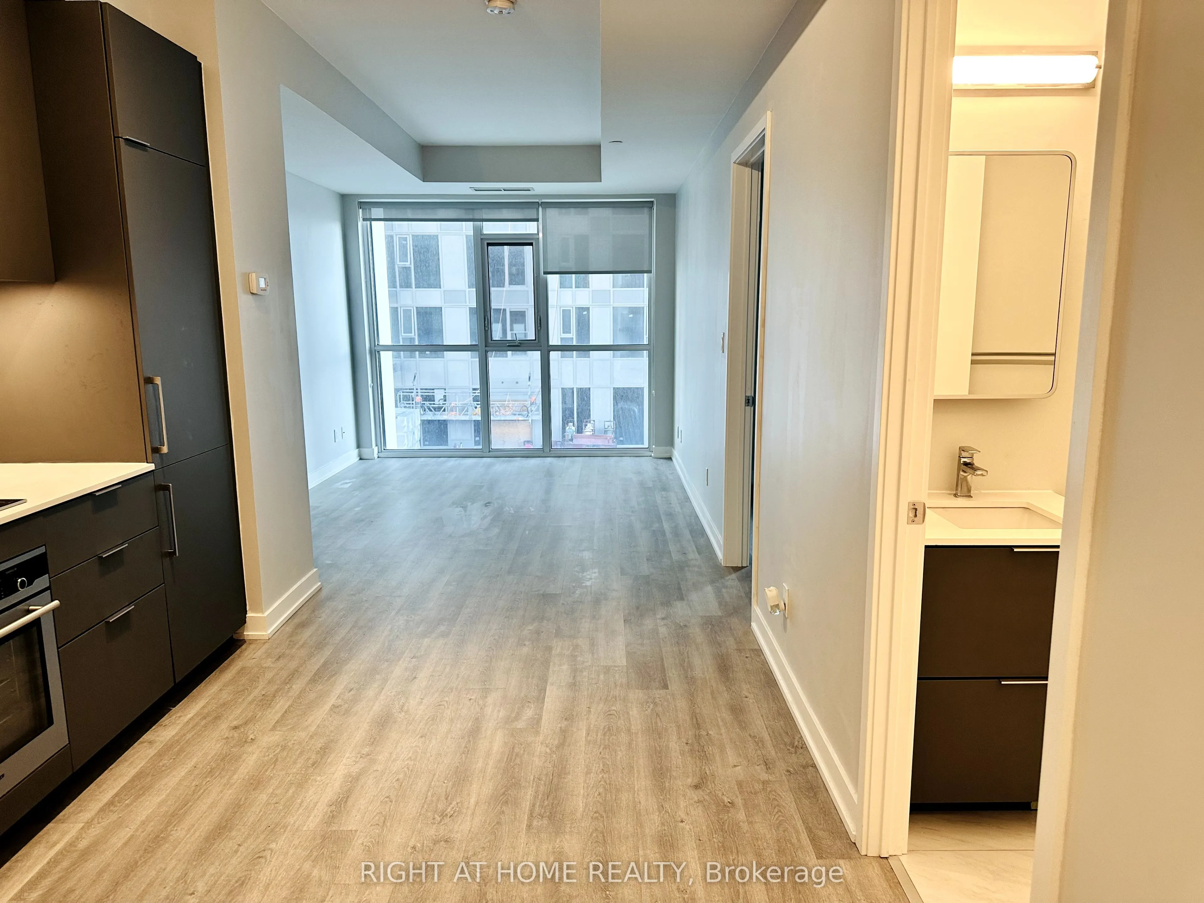 50 Ordnance Street, #804