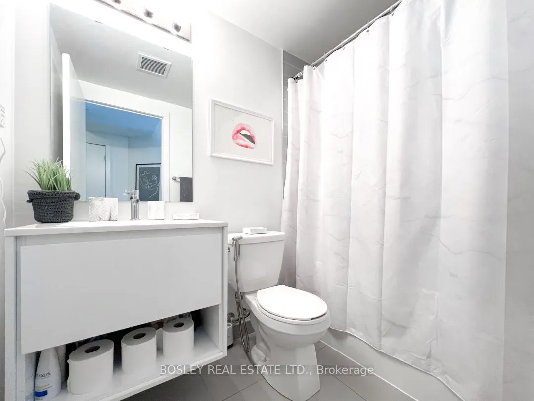 159 Wellesley Street E, #2907