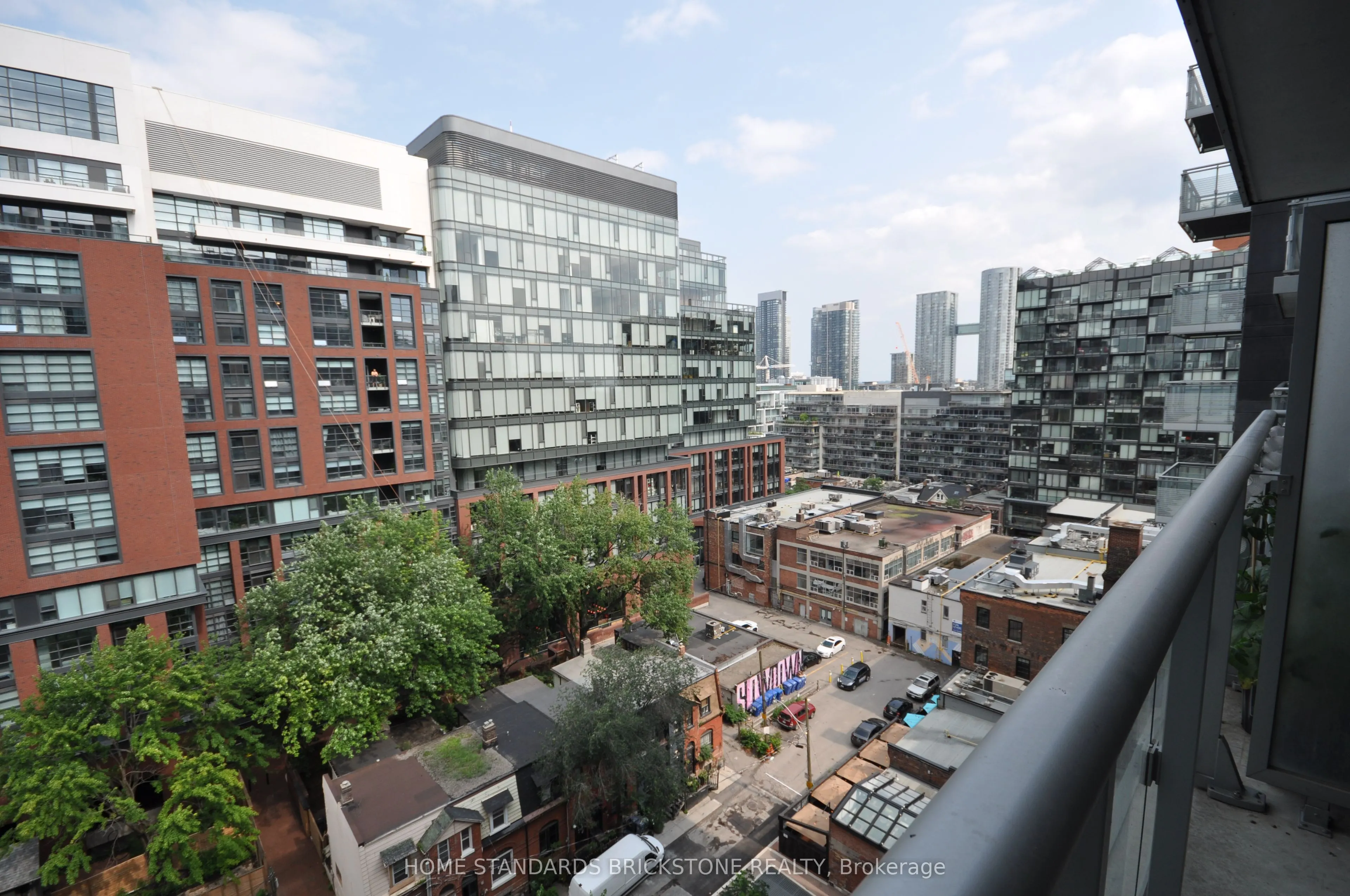 525 Adelaide Street W, #1221