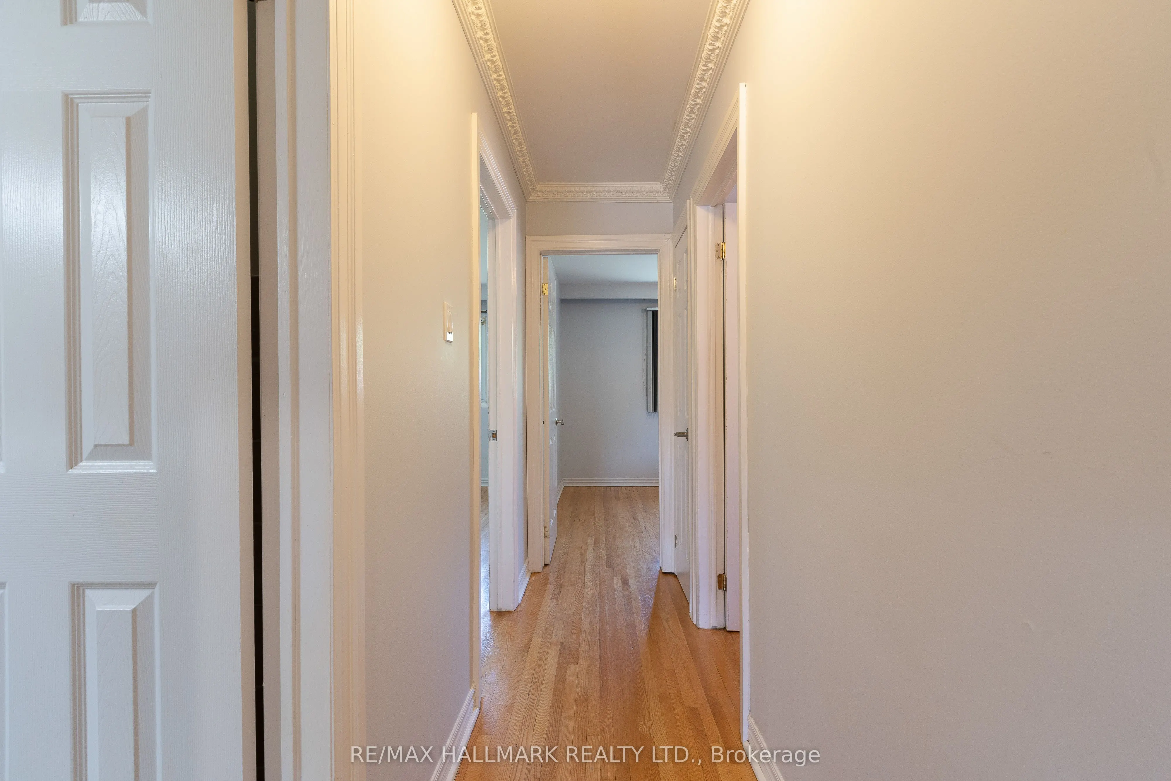 252 Apache Trail, #Upper