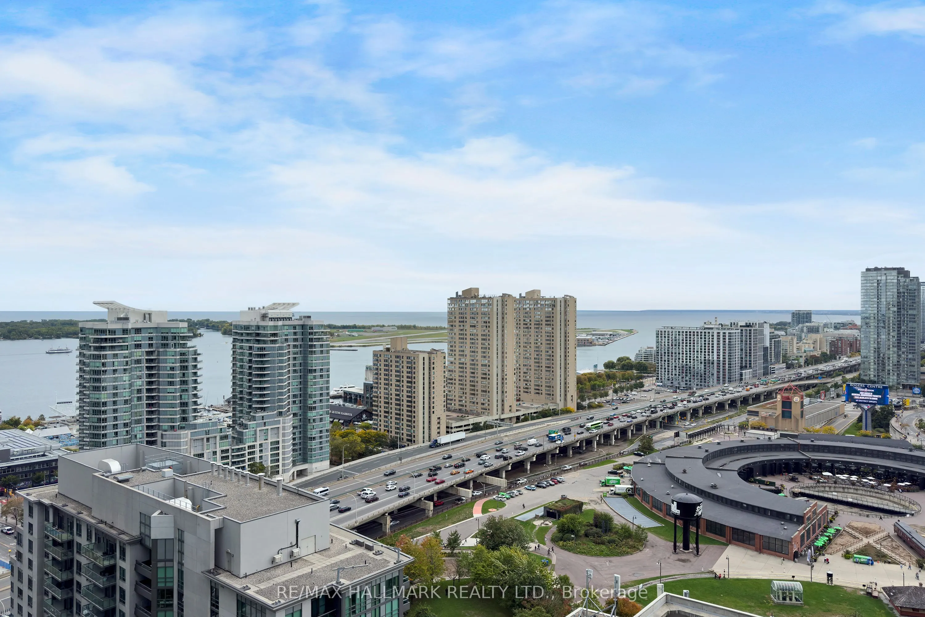 30 Grand Trunk Crescent, #3211