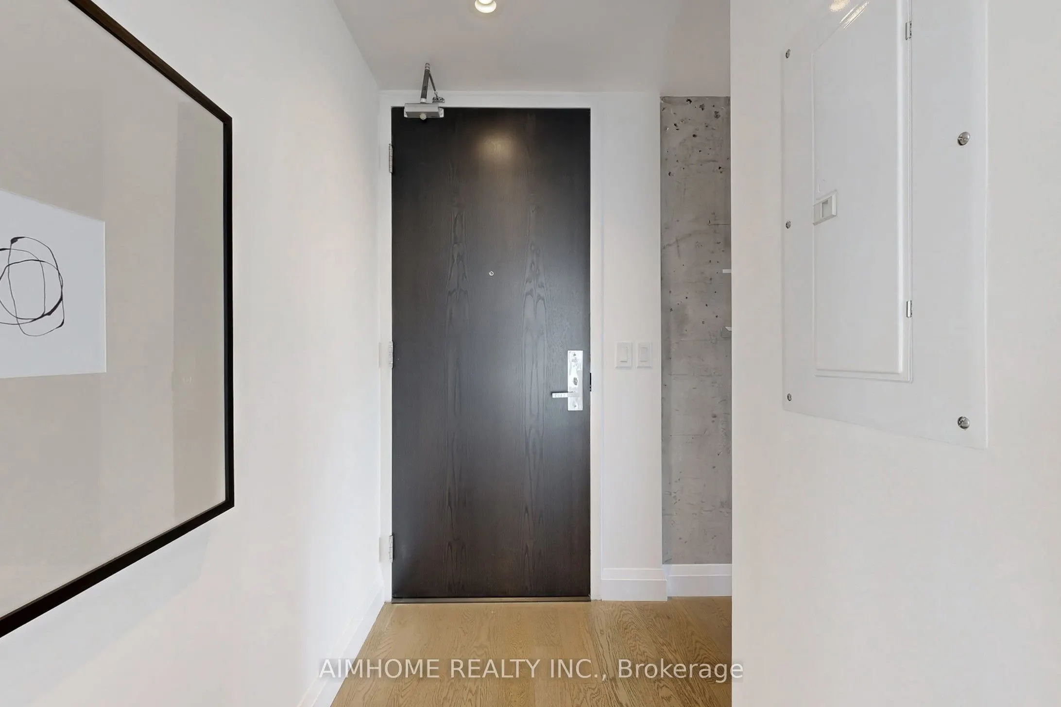 224 King Street W, #907