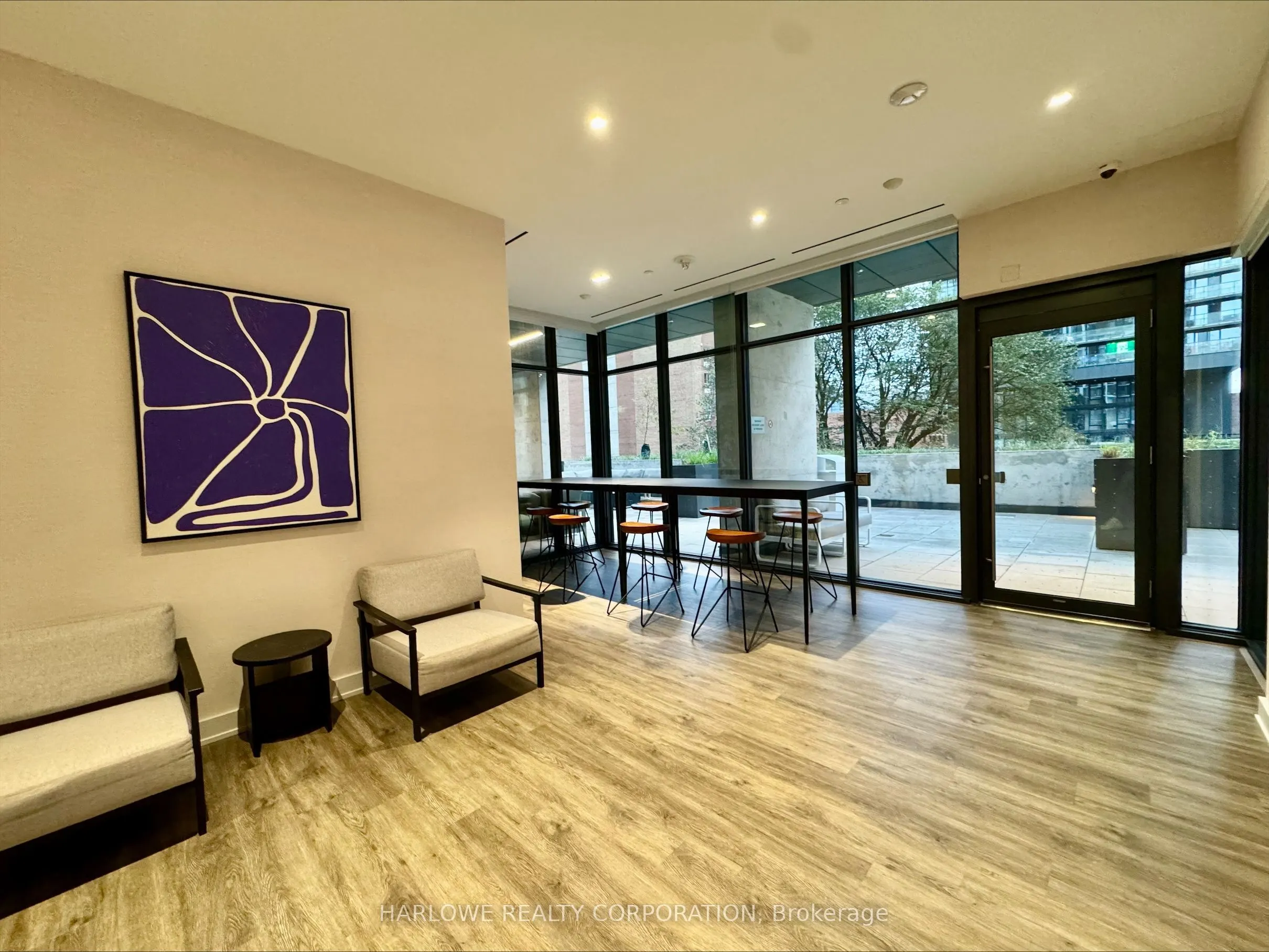 65 Mutual Street, #3003
