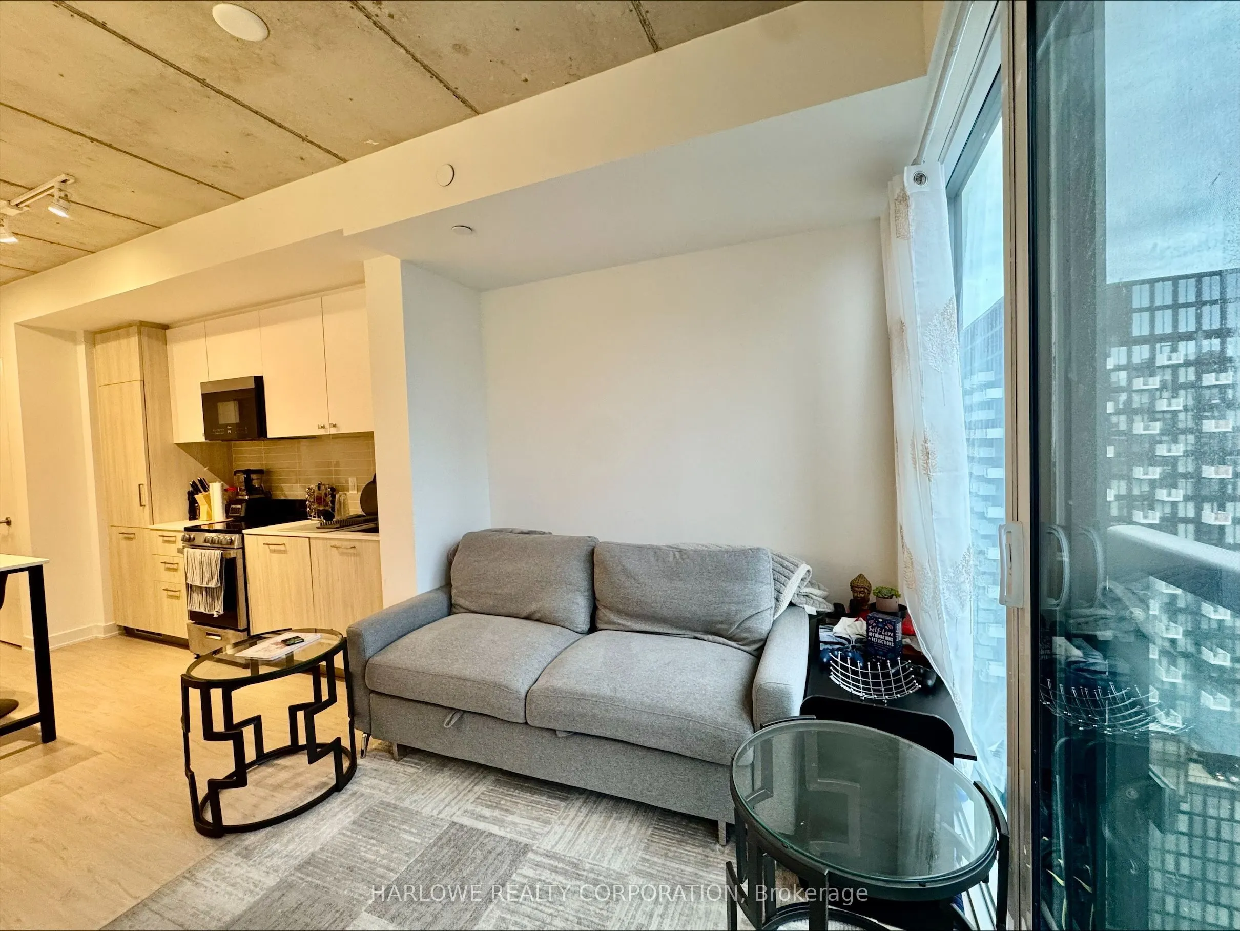 65 Mutual Street, #3003