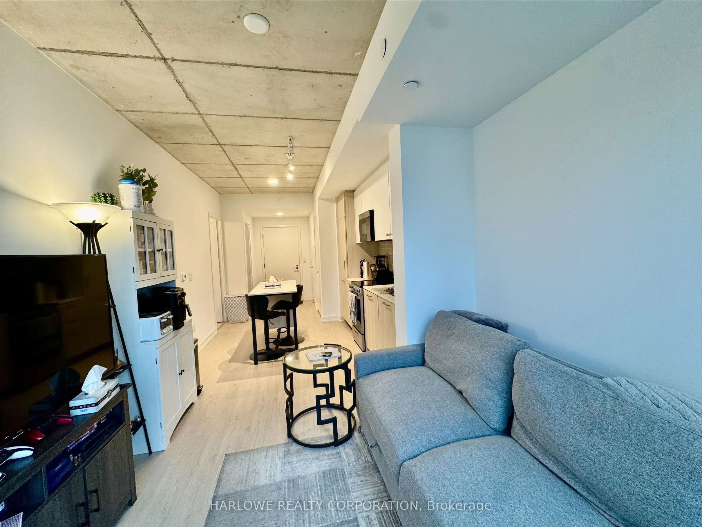65 Mutual Street, #3003