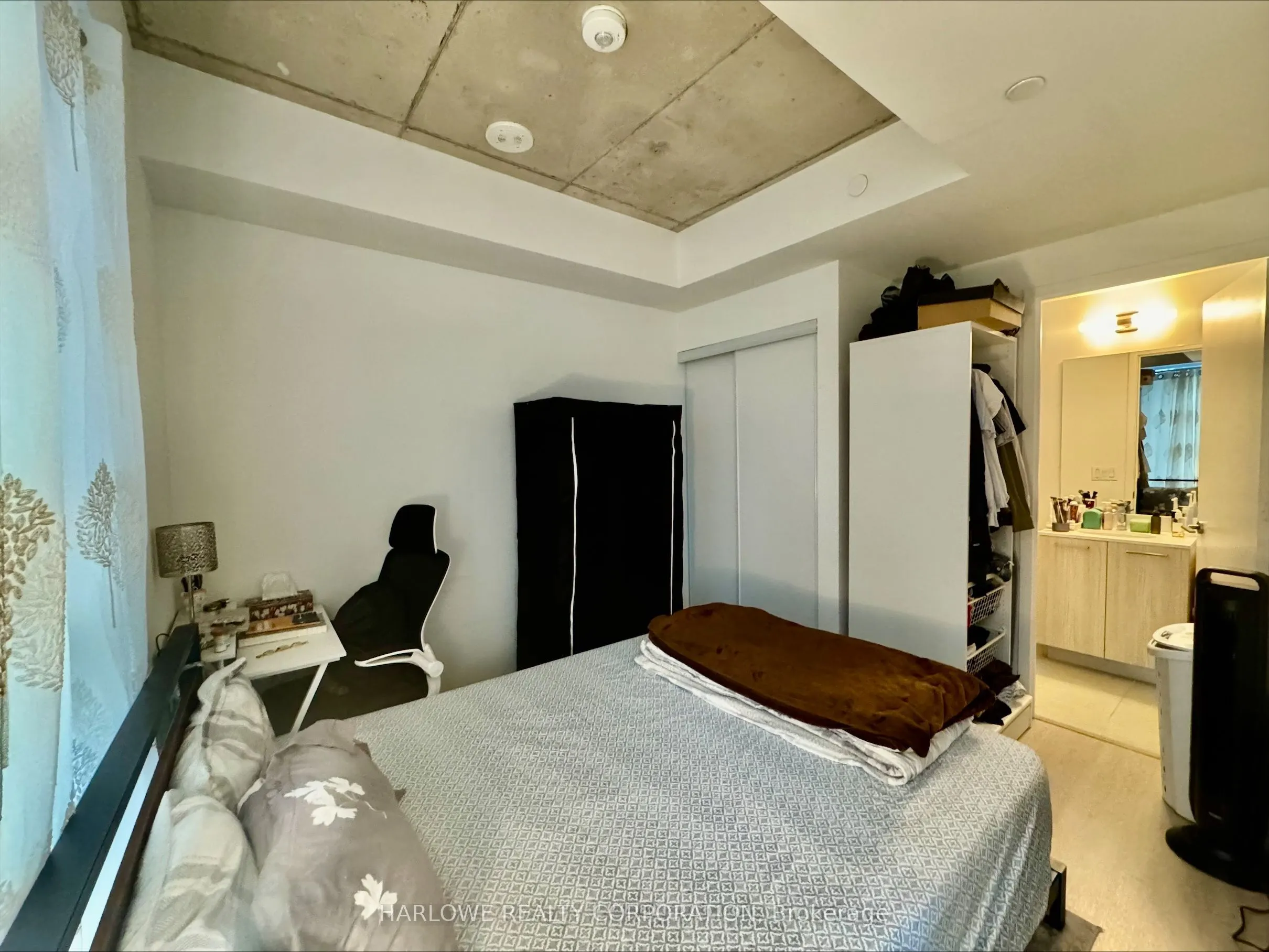 65 Mutual Street, #3003