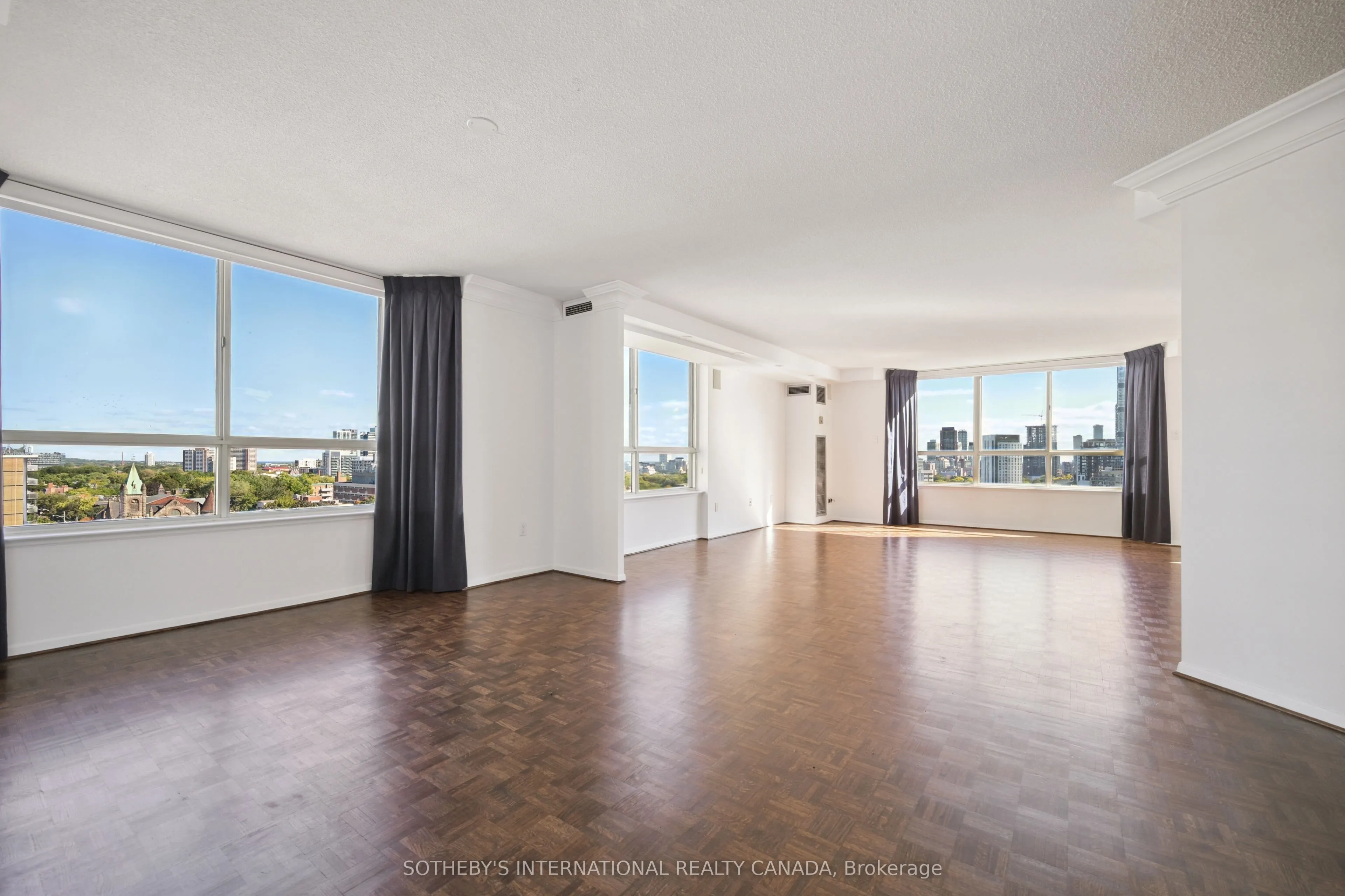 130 Carlton Street, #1104