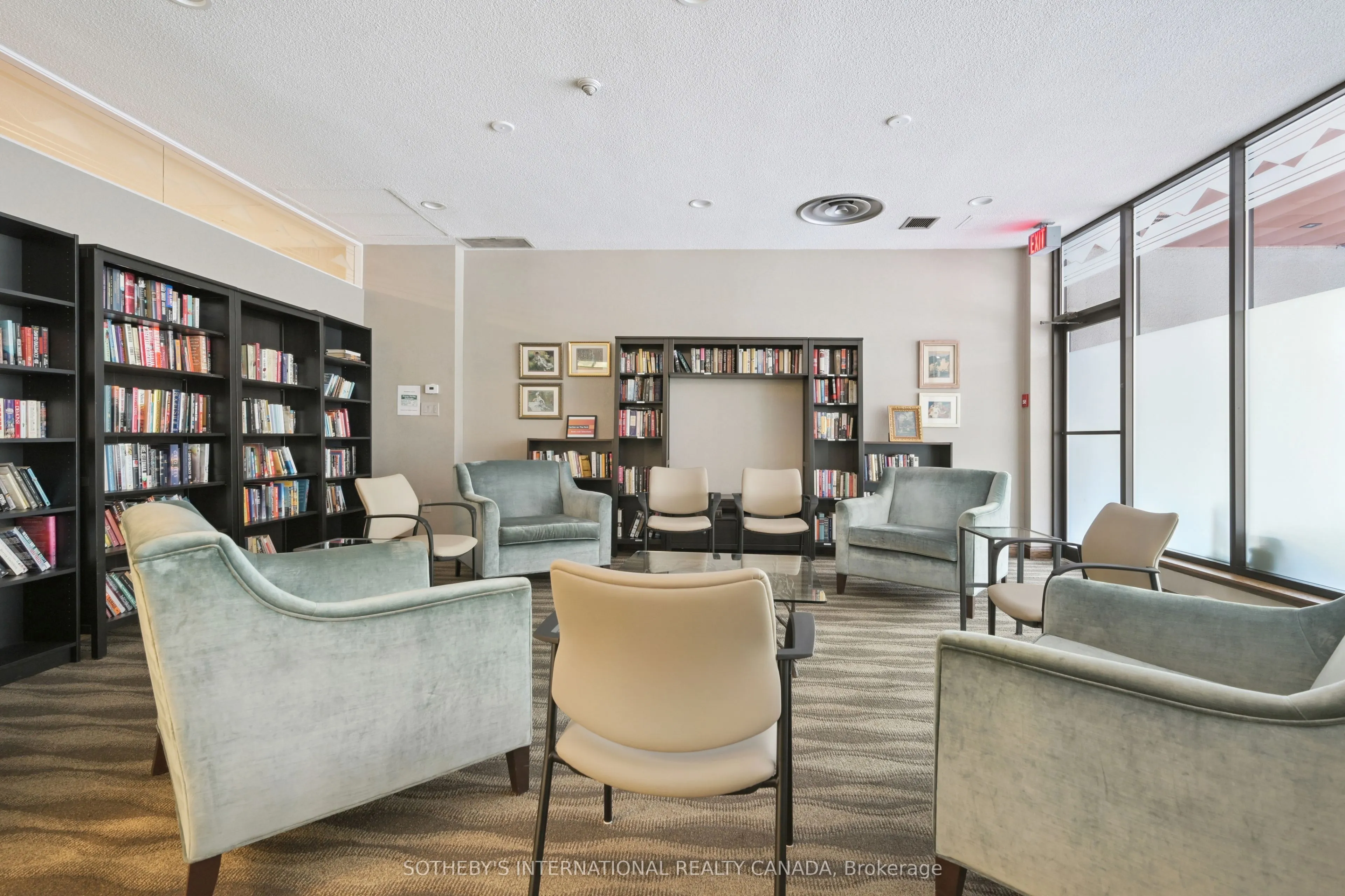130 Carlton Street, #1104