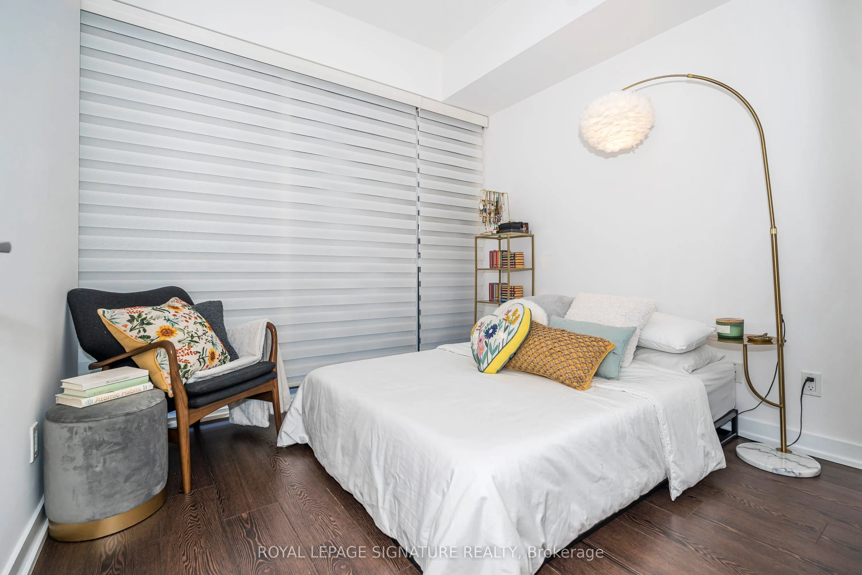 20 Bruyeres Mews, #TH05