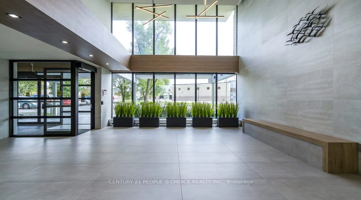 2960 Don Mills Road, #305