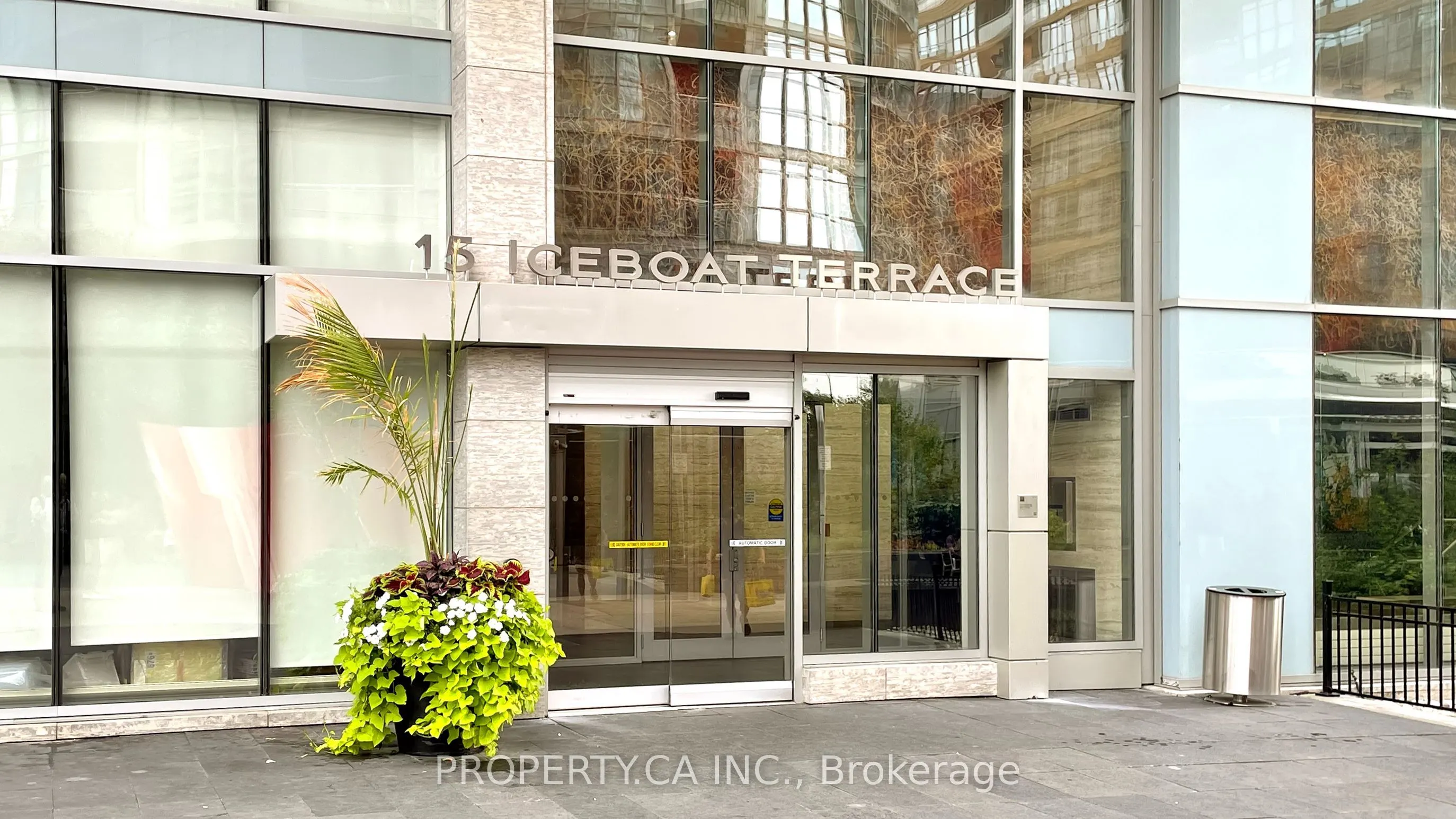 15 Iceboat Terrace, #2816