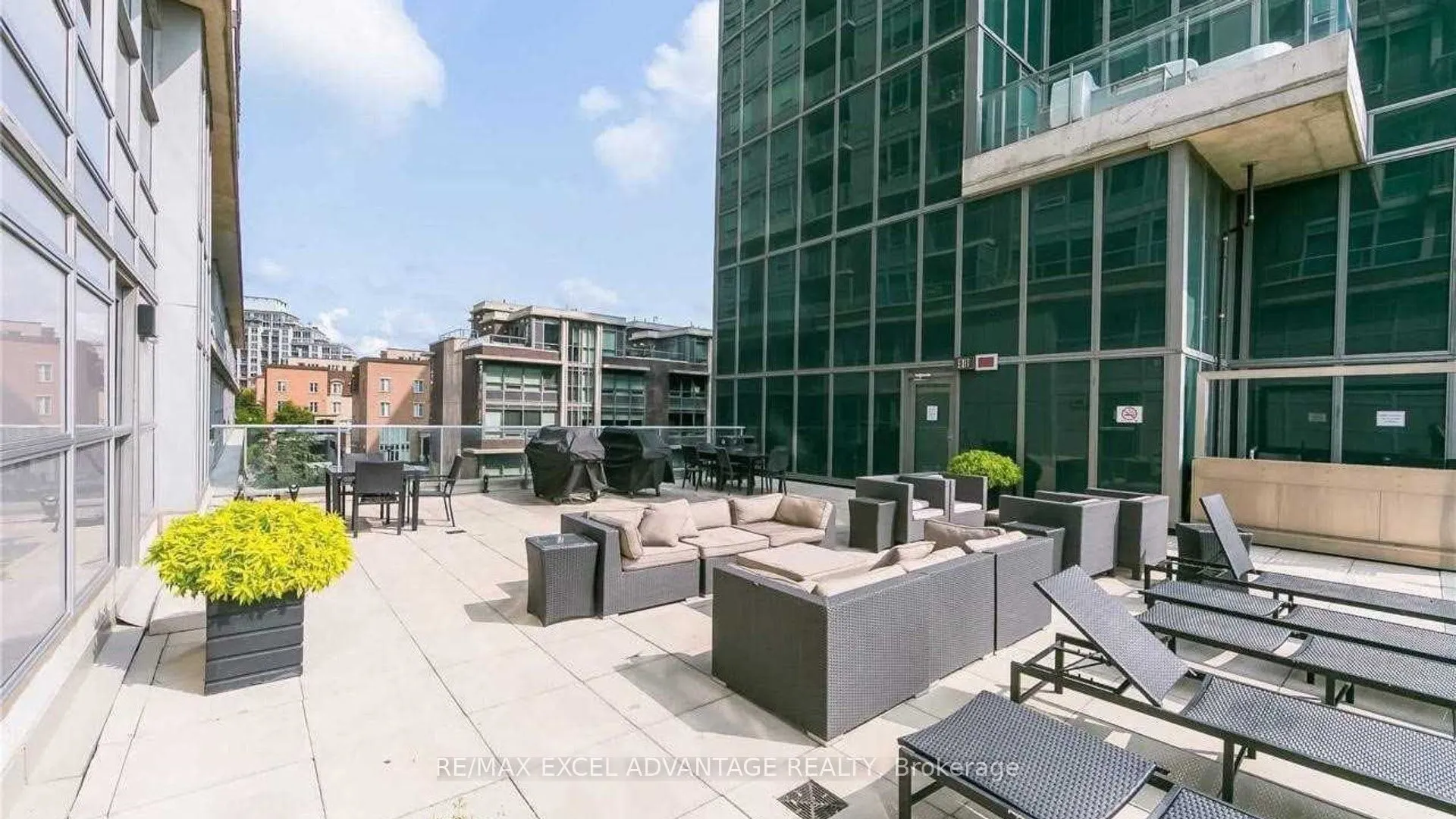 55 East Liberty Street, #405