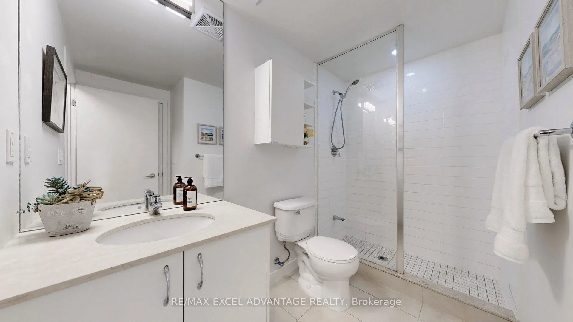55 East Liberty Street, #405