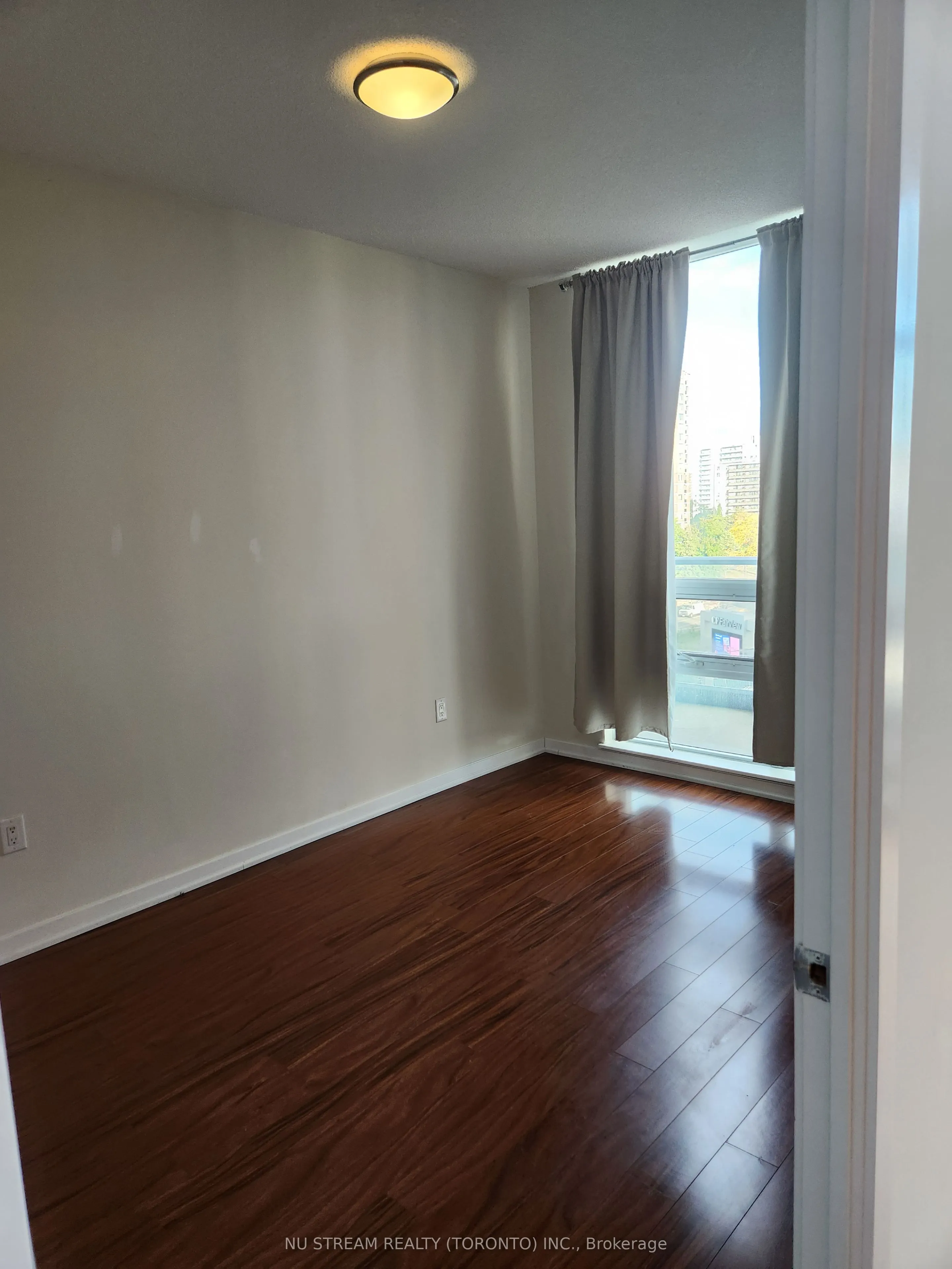 70 Forest Manor Road, #414