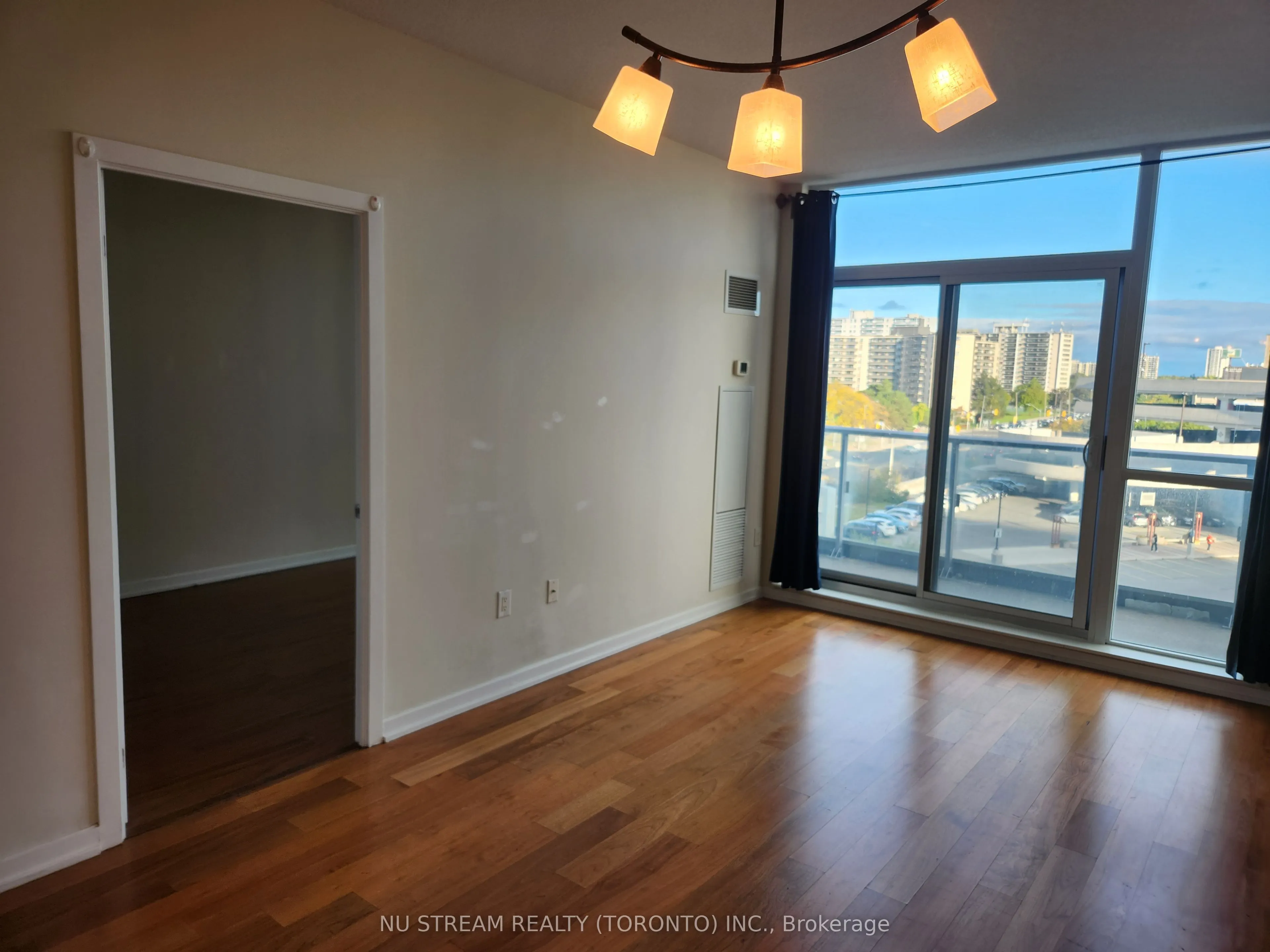 70 Forest Manor Road, #414