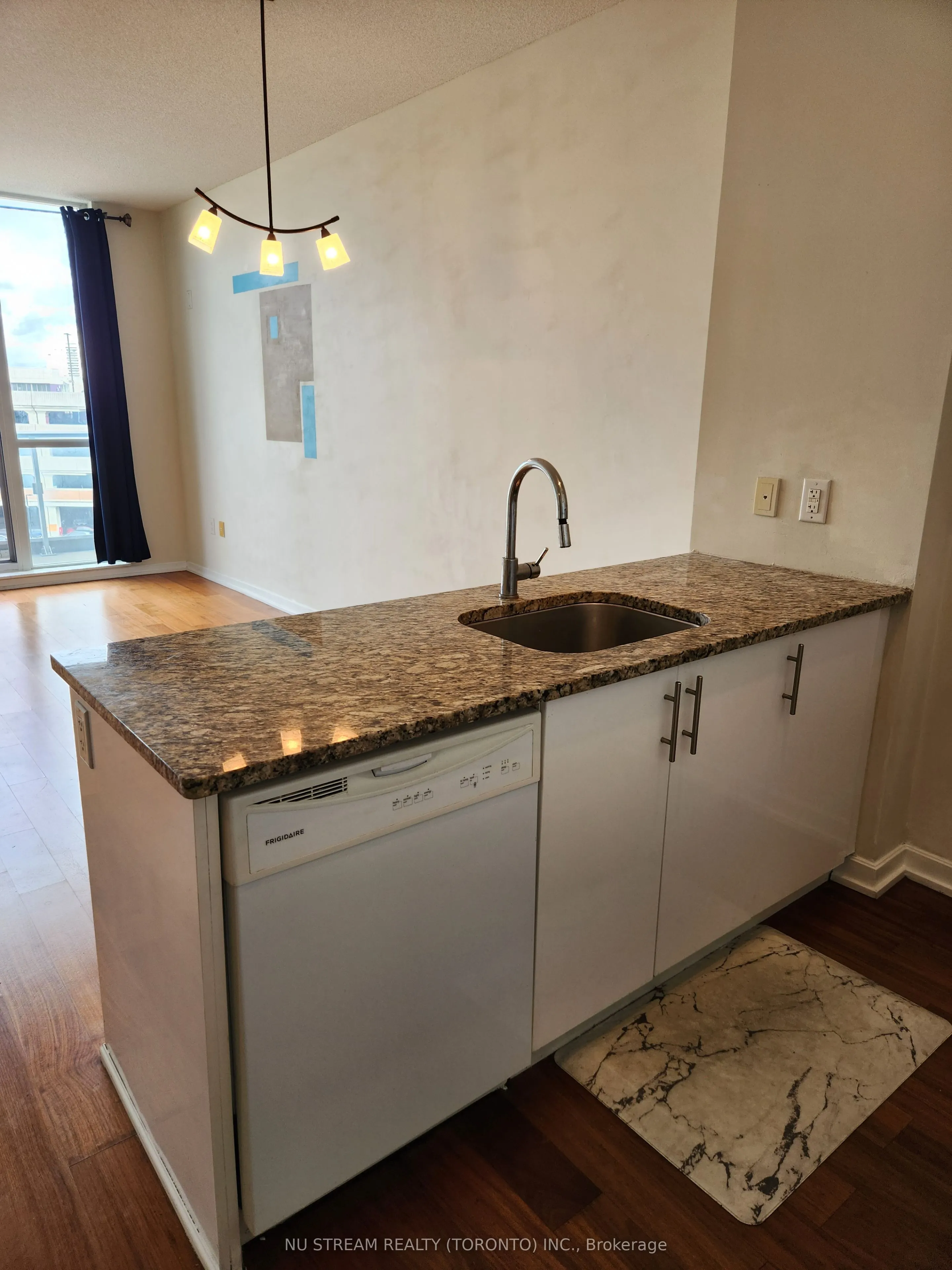 70 Forest Manor Road, #414