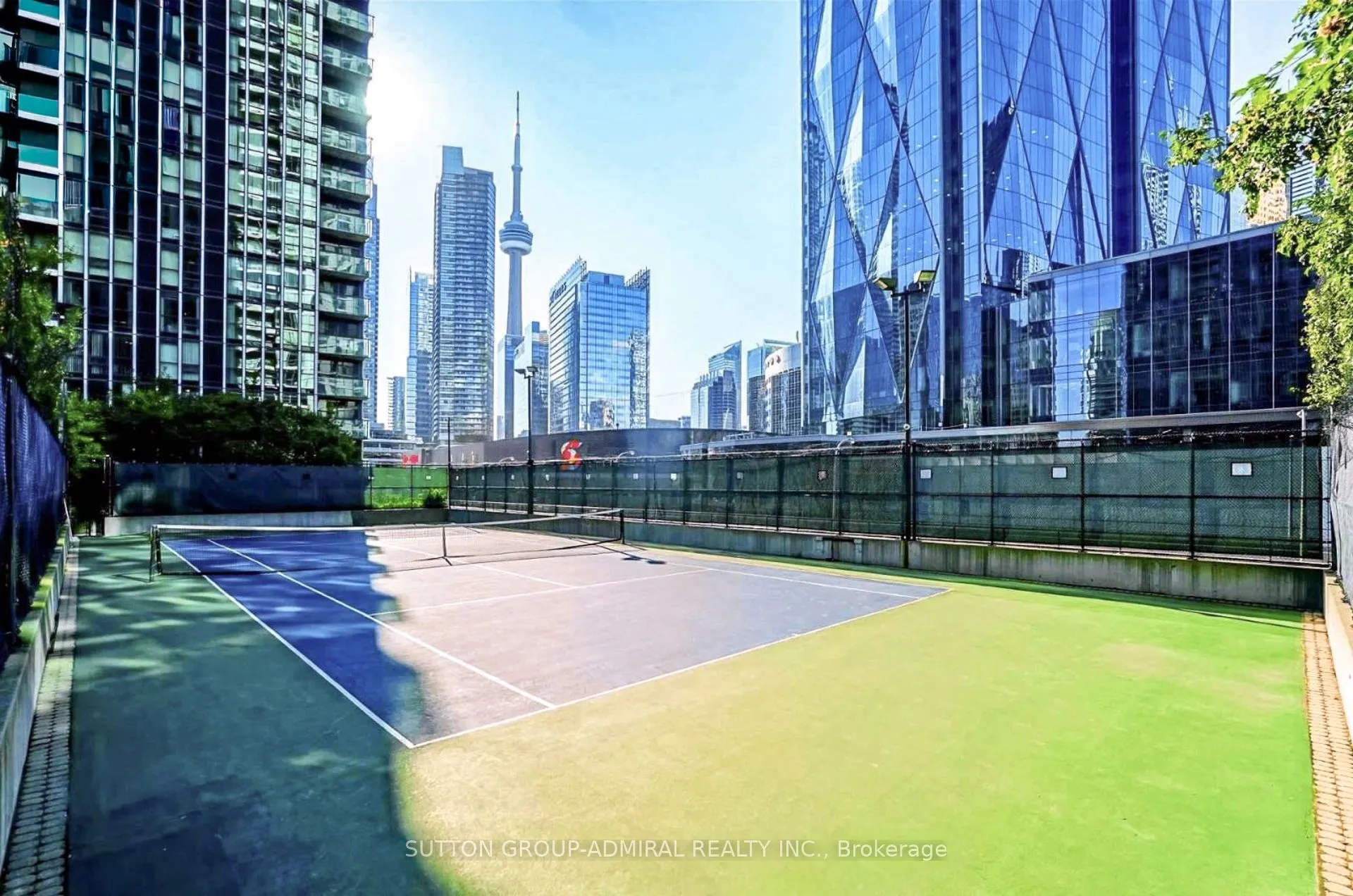 33 Bay Street, #1810