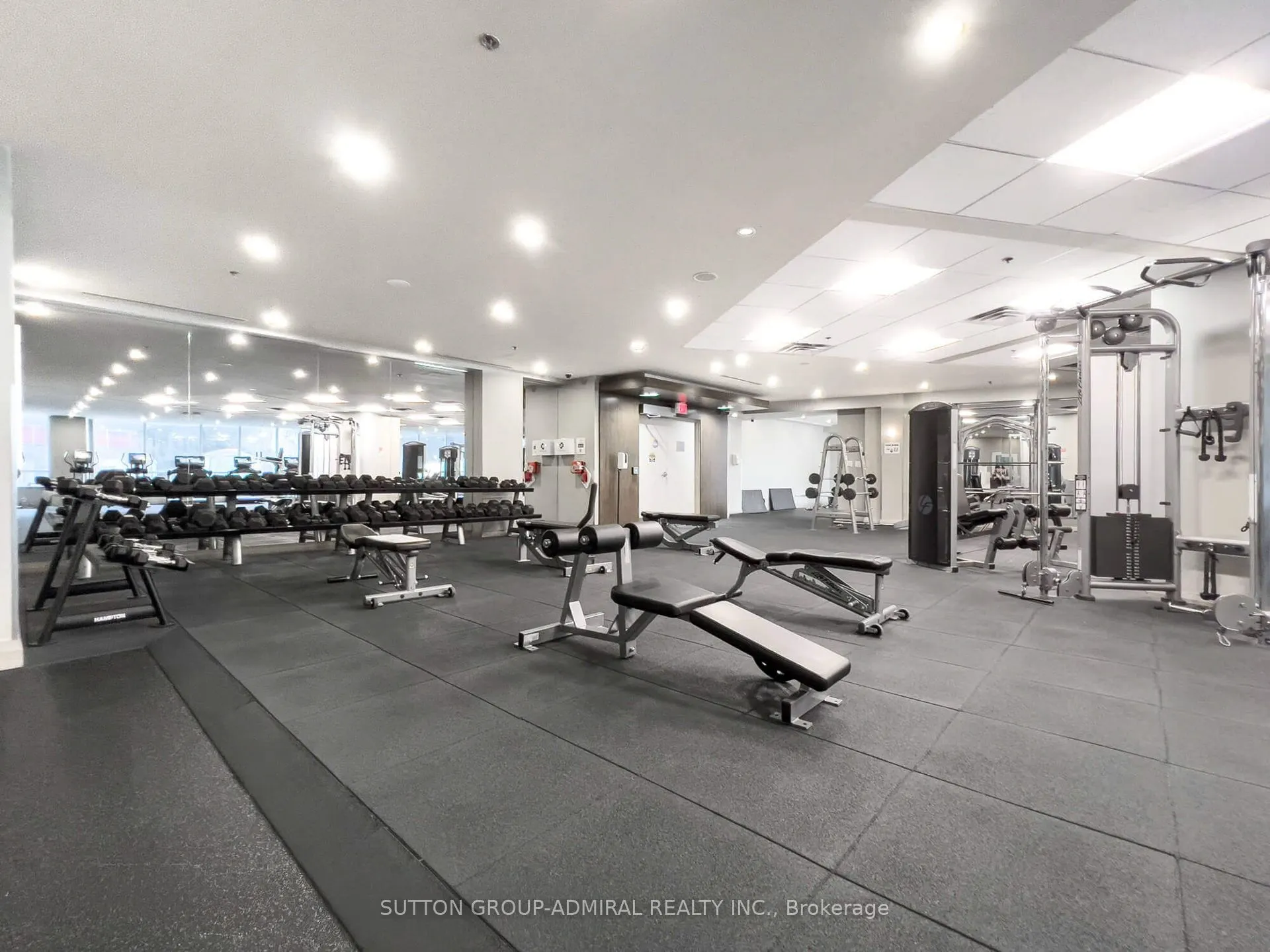 33 Bay Street, #1810