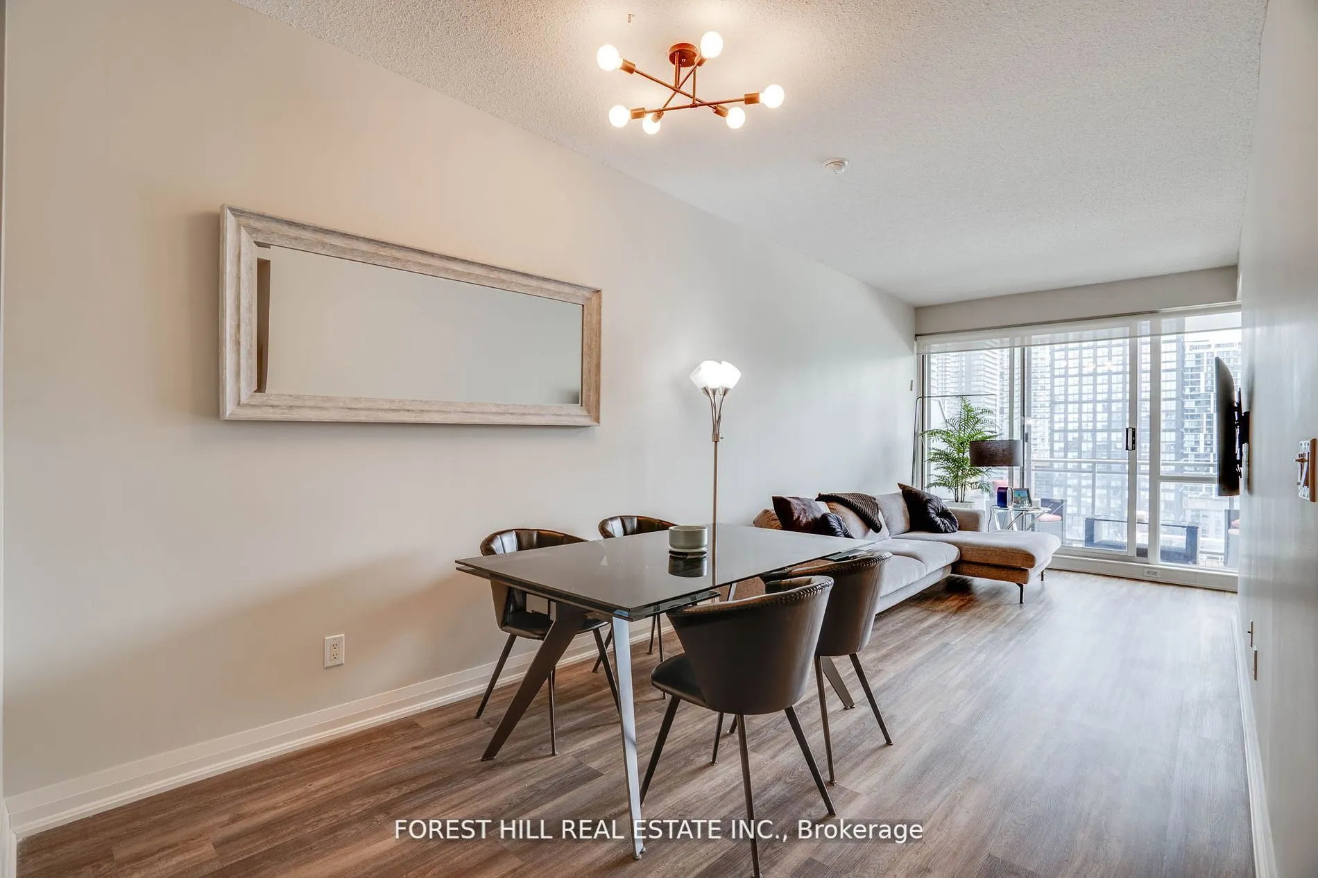 220 Victoria Street, #1803